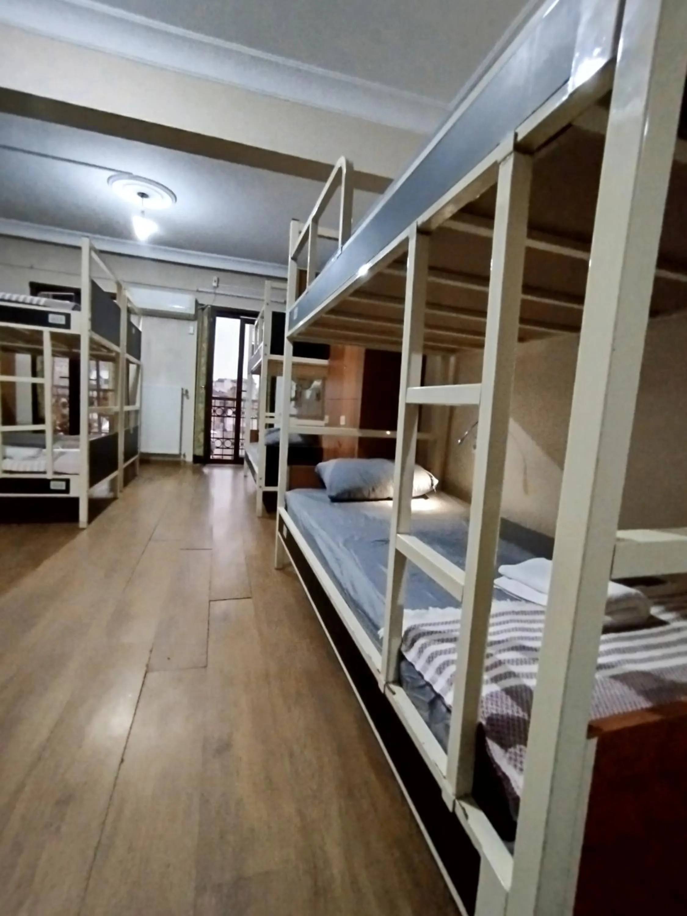 Photo of the whole room, Bed in Taksim City ivy Hostel