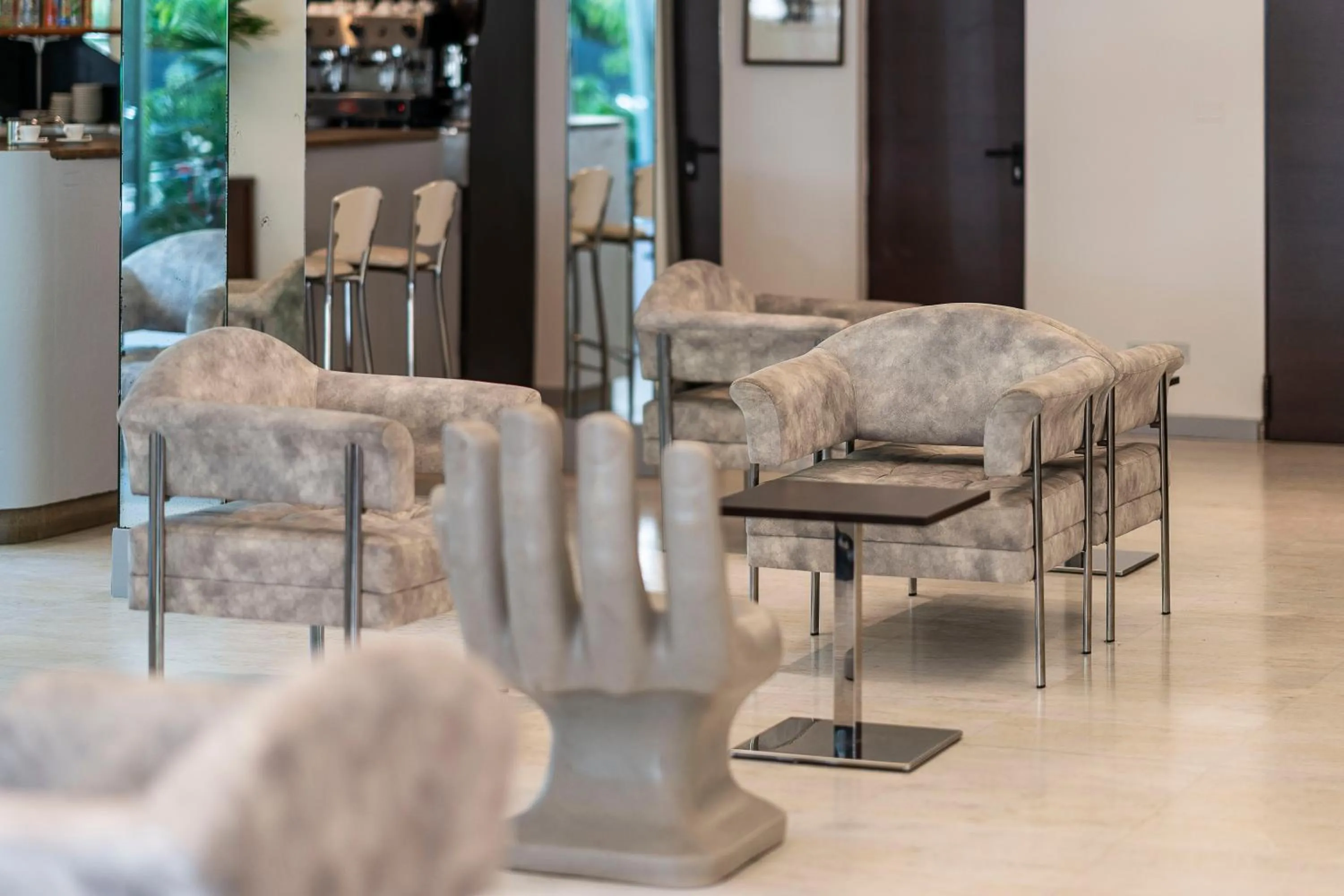 Living room in Hotel Pacific