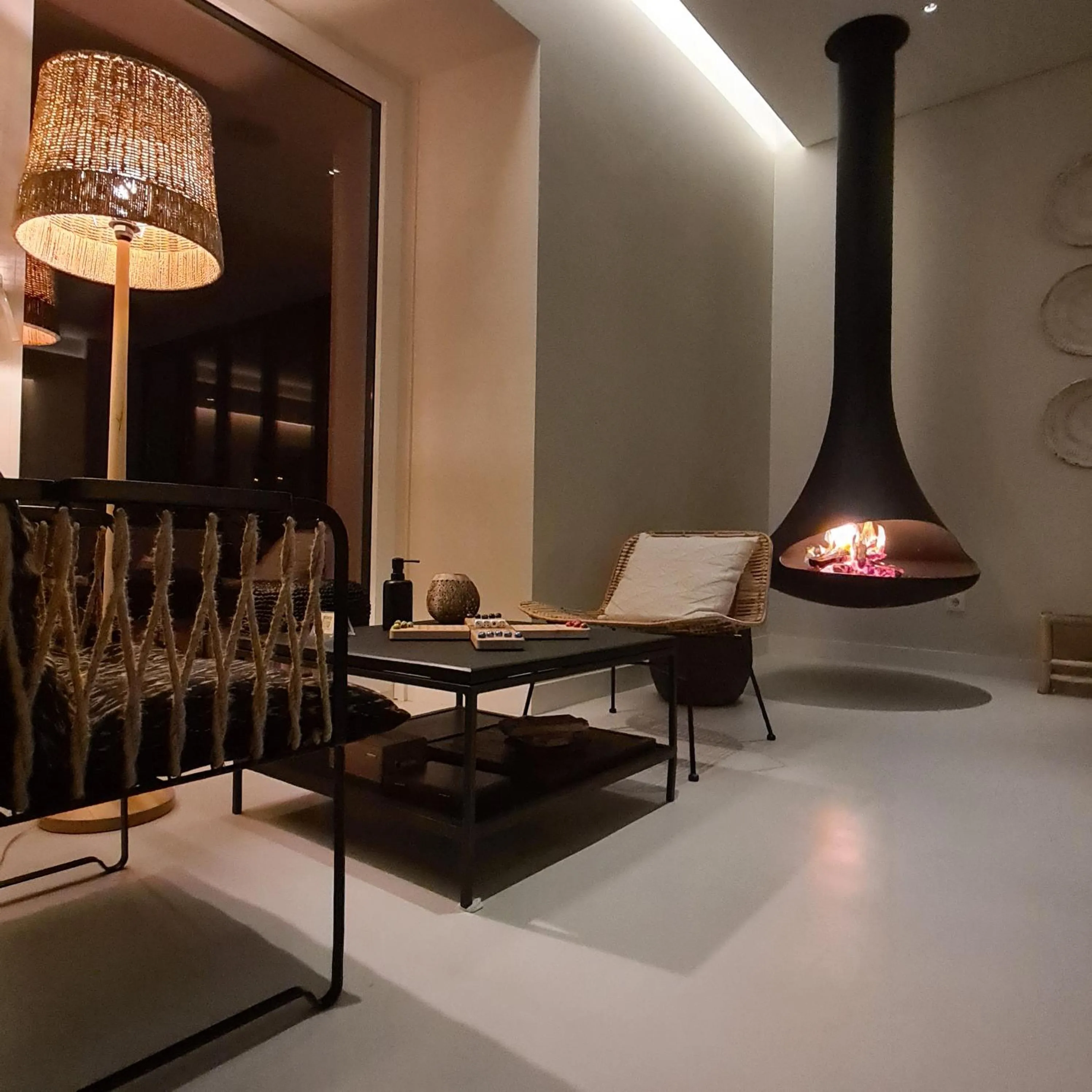 Lounge or bar in SENSI Azores Nature and SPA