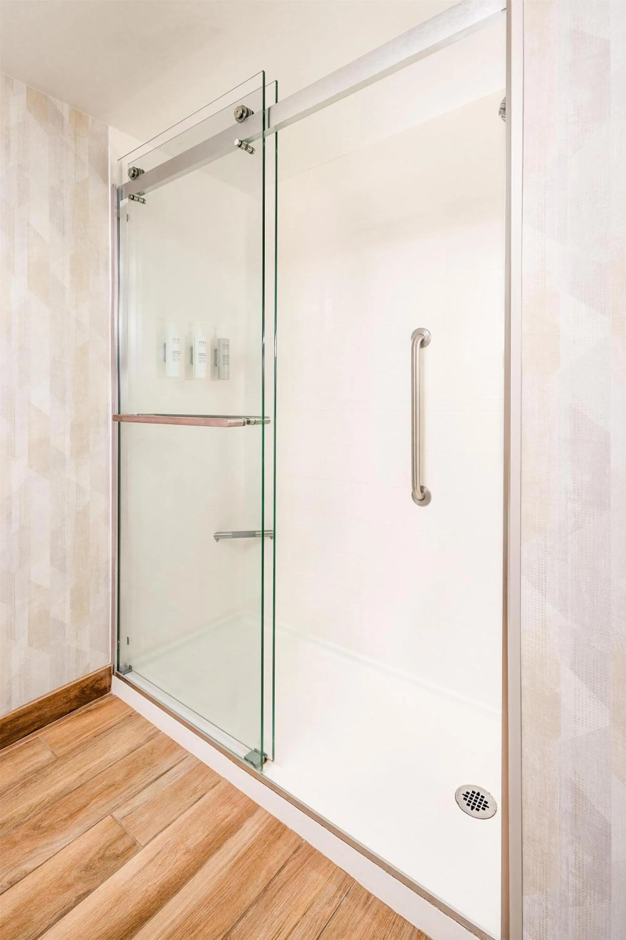 Bathroom in Hampton Inn & Suites St. Augustine-Vilano Beach