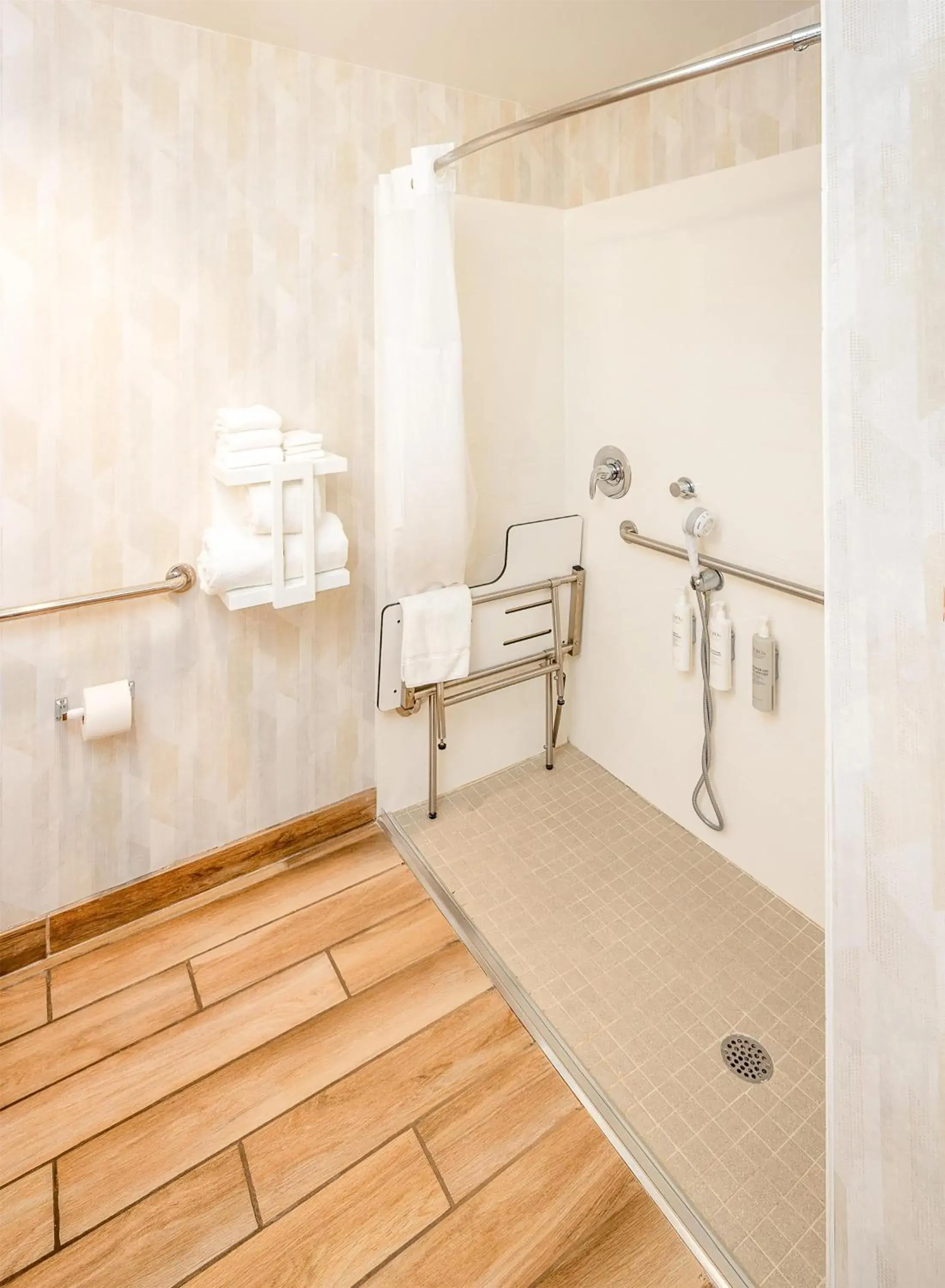 Bathroom in Hampton Inn & Suites St. Augustine-Vilano Beach Bathroom in Hampton Inn & Suites St. Augustine-Vilano Beach