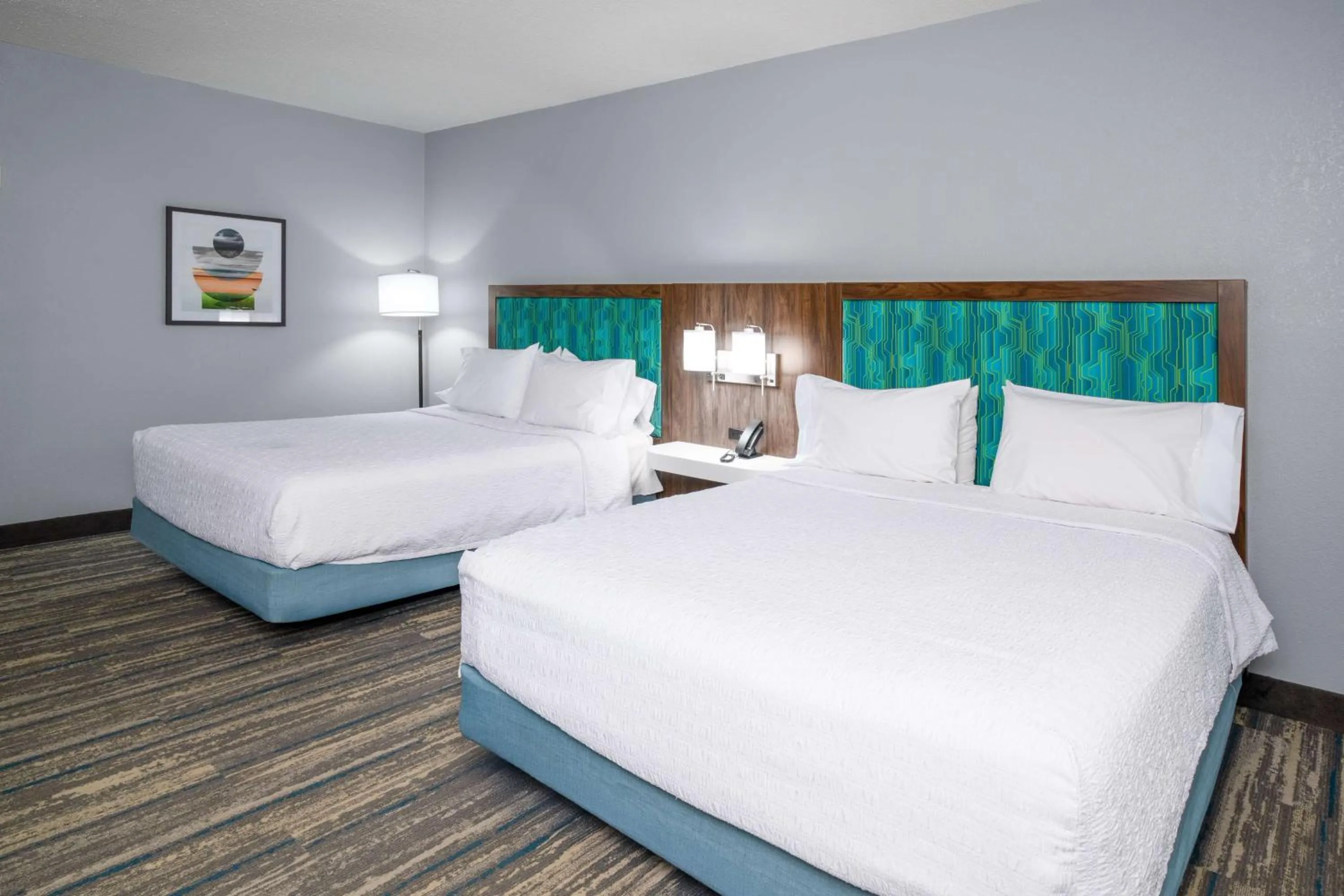 Bed in Hampton Inn Dahlgren