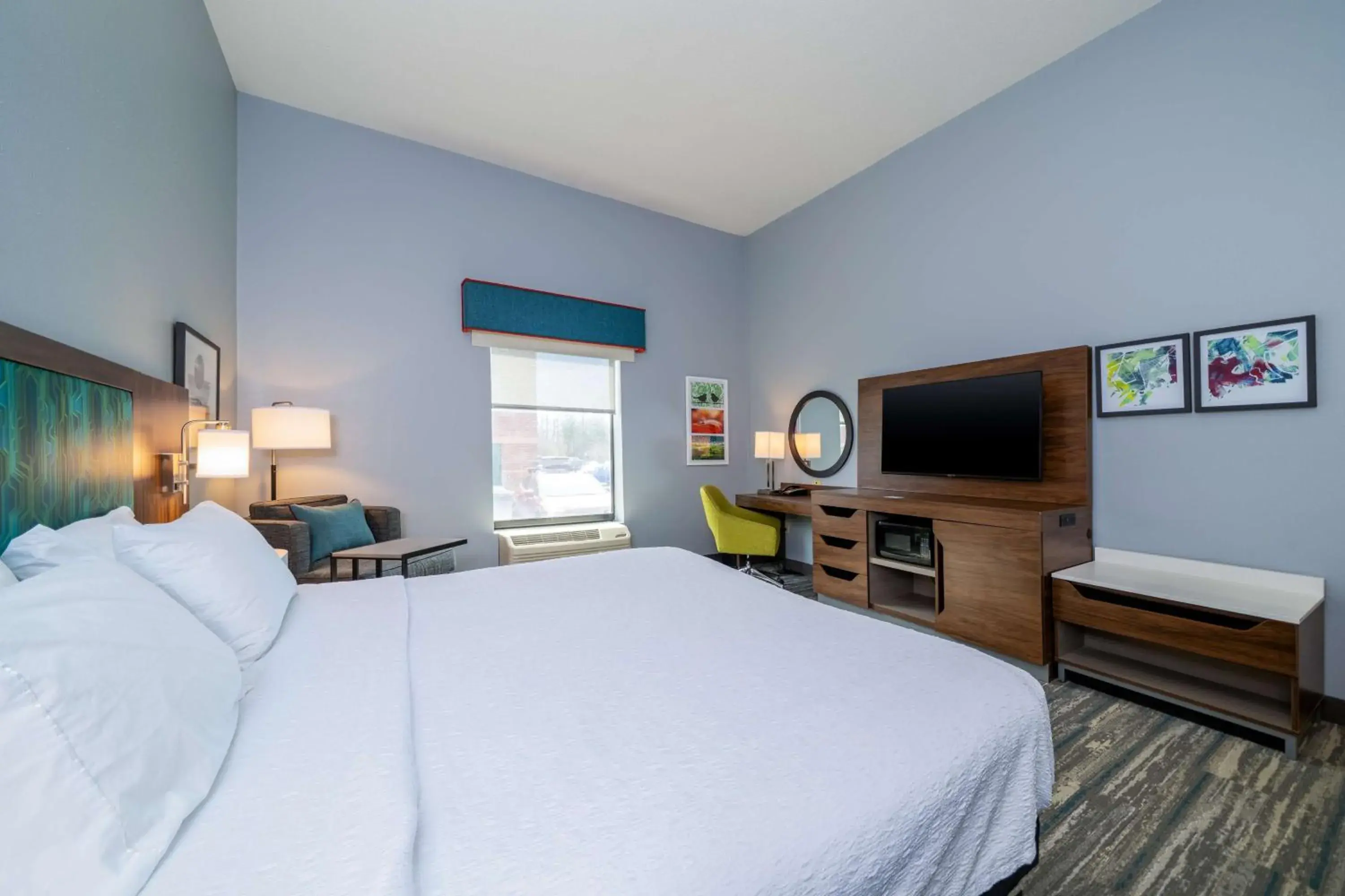 Bed in Hampton Inn Dahlgren Bed in Hampton Inn Dahlgren