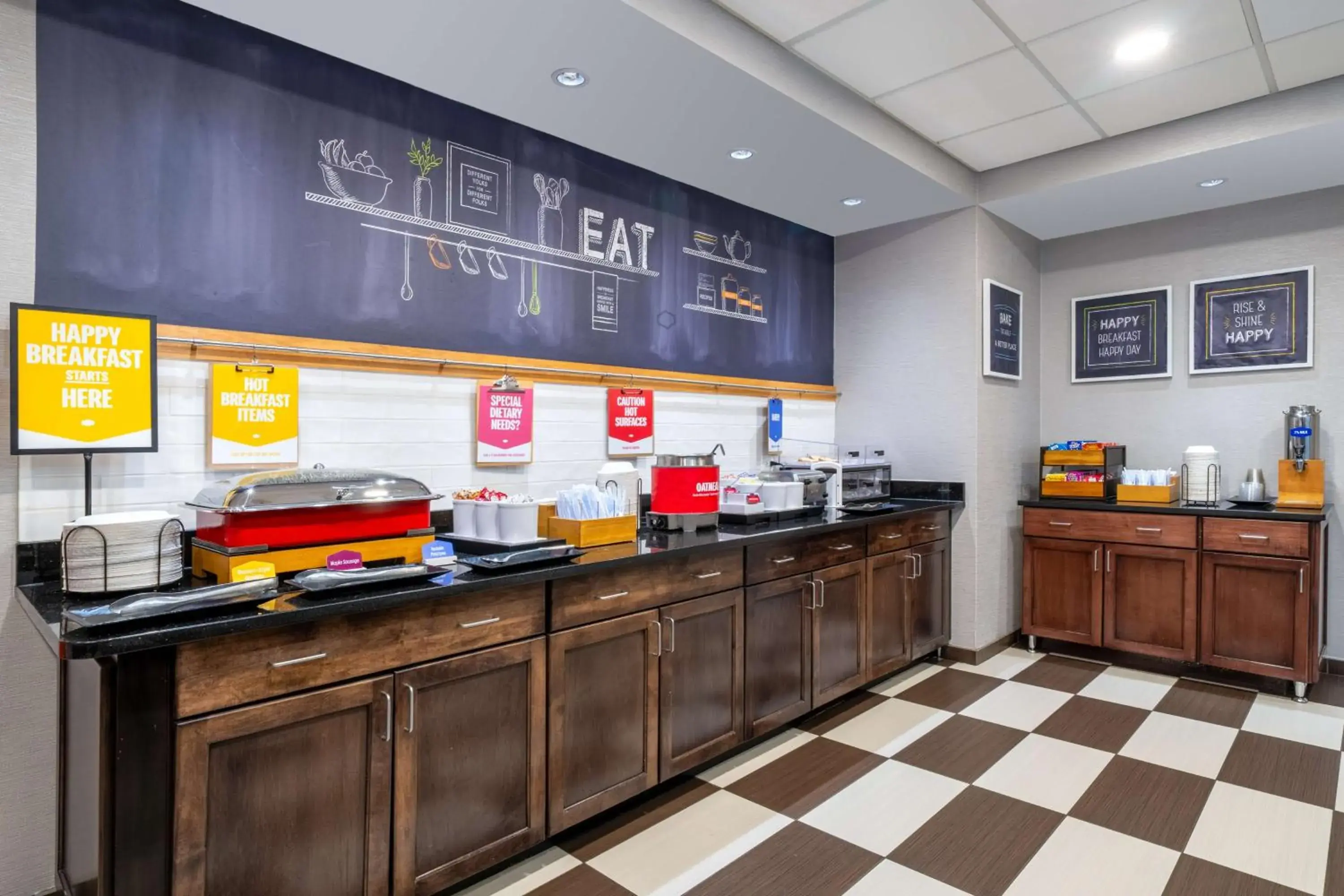 Restaurant/places to eat in Hampton Inn Dahlgren Restaurant/places to eat in Hampton Inn Dahlgren