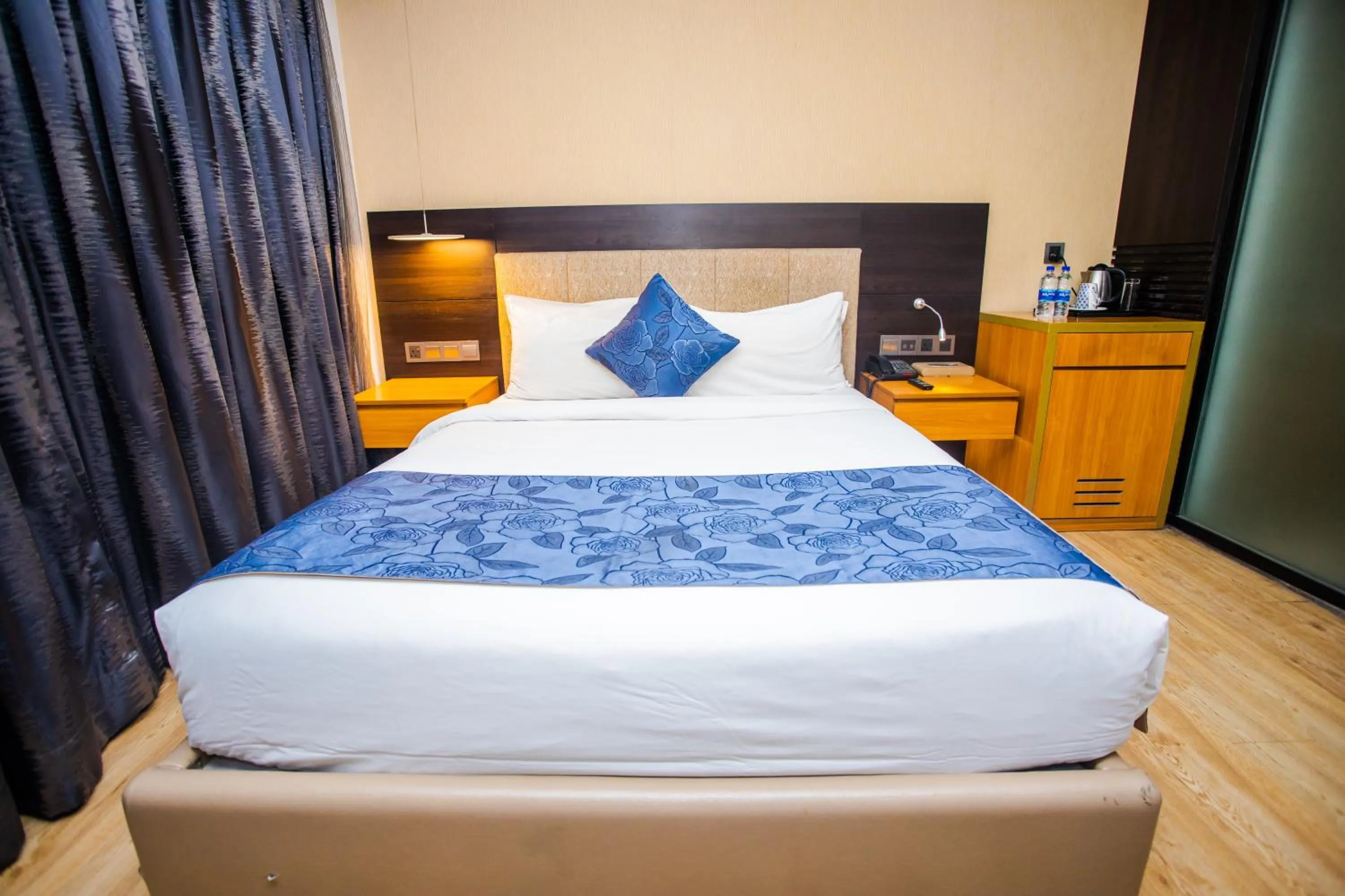 Bed in Days Hotel Dhaka