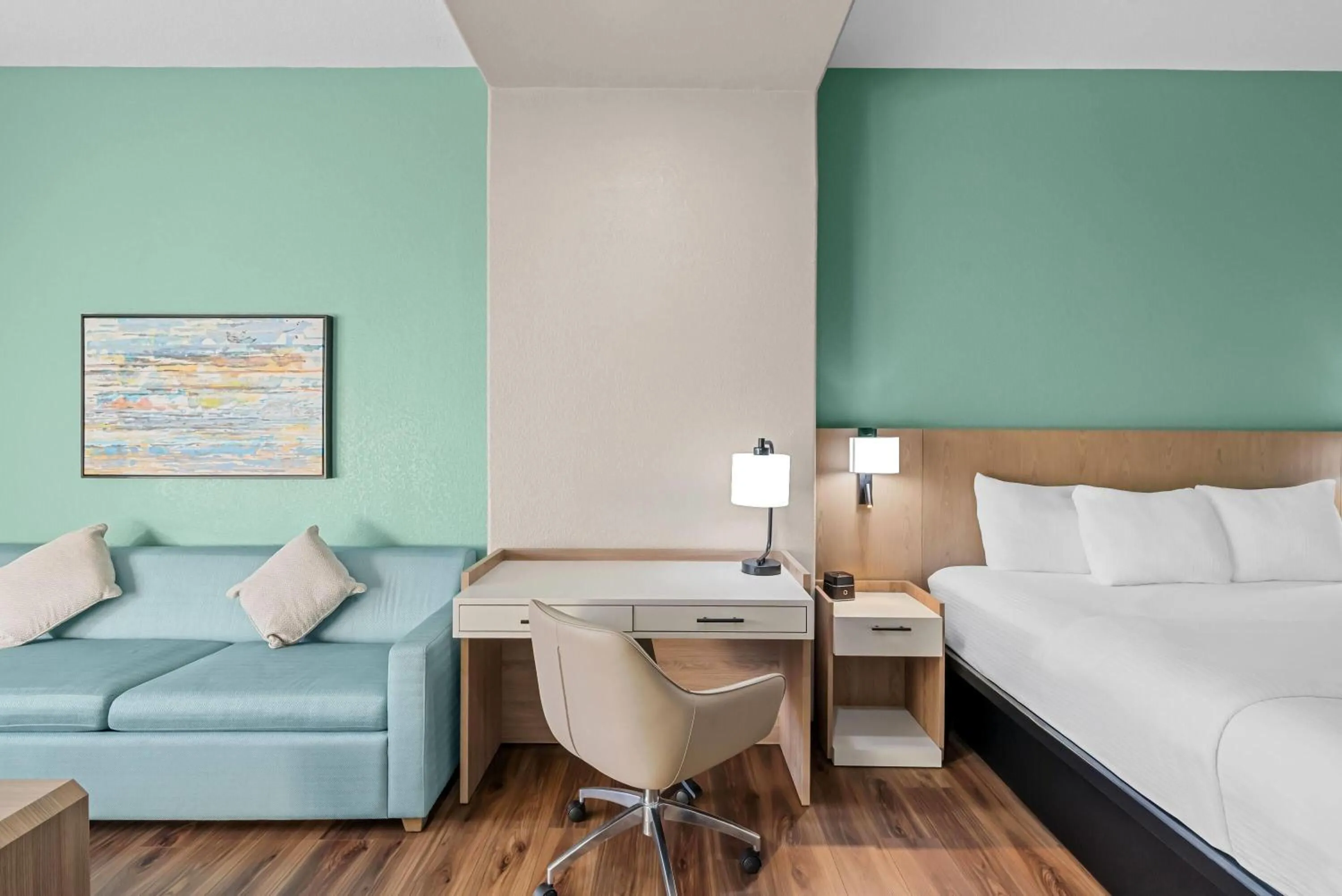 Bed in La Quinta by Wyndham Searcy