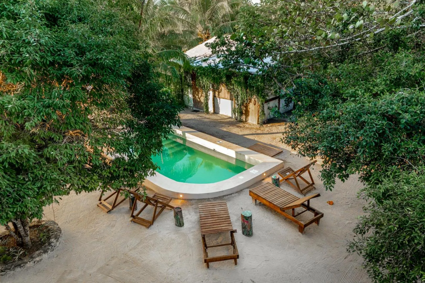 Property building in Casa Cuyo Hotel