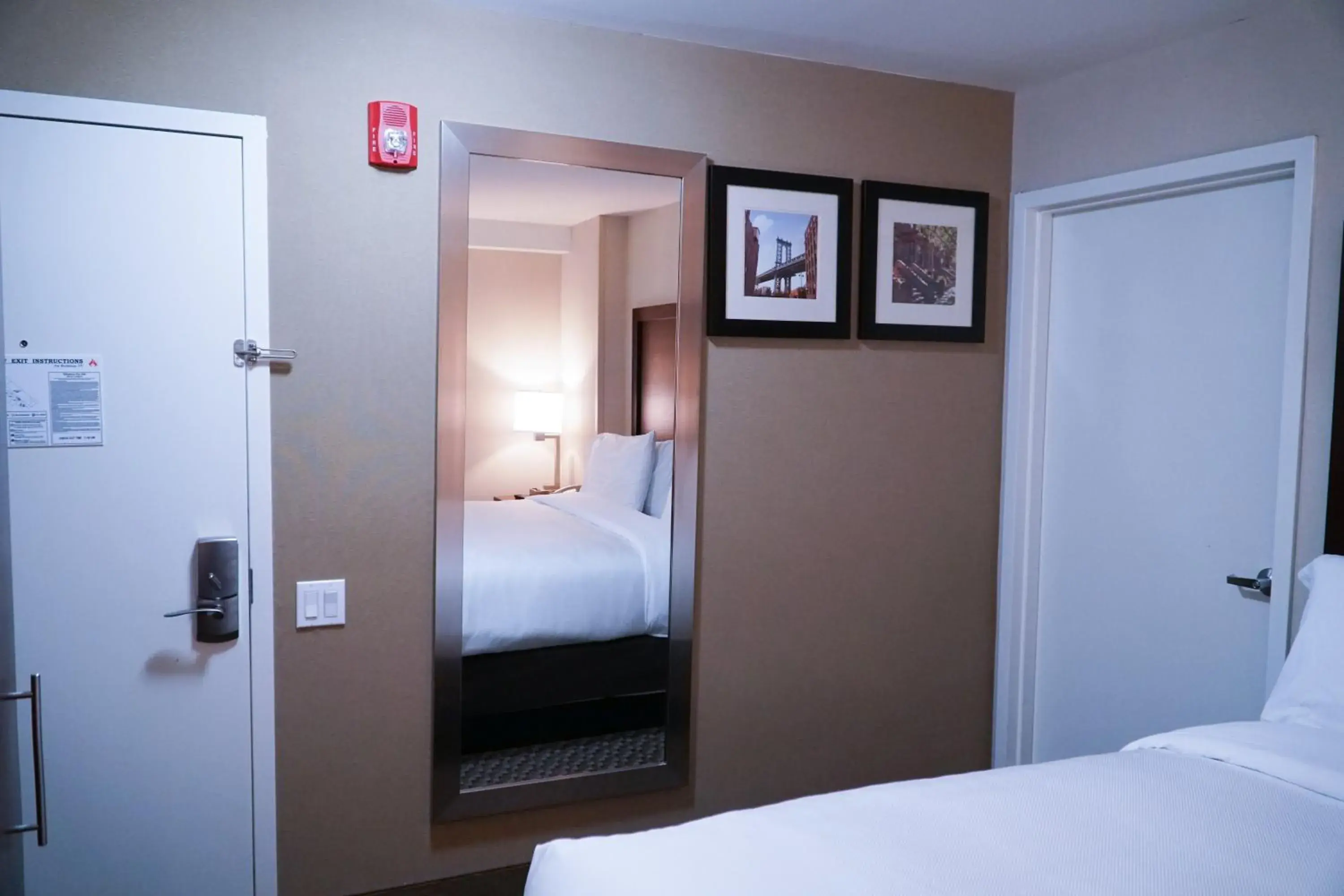 Bedroom, Bed in Hotel Mint JFK Airport Bedroom, Bed in Hotel Mint JFK Airport