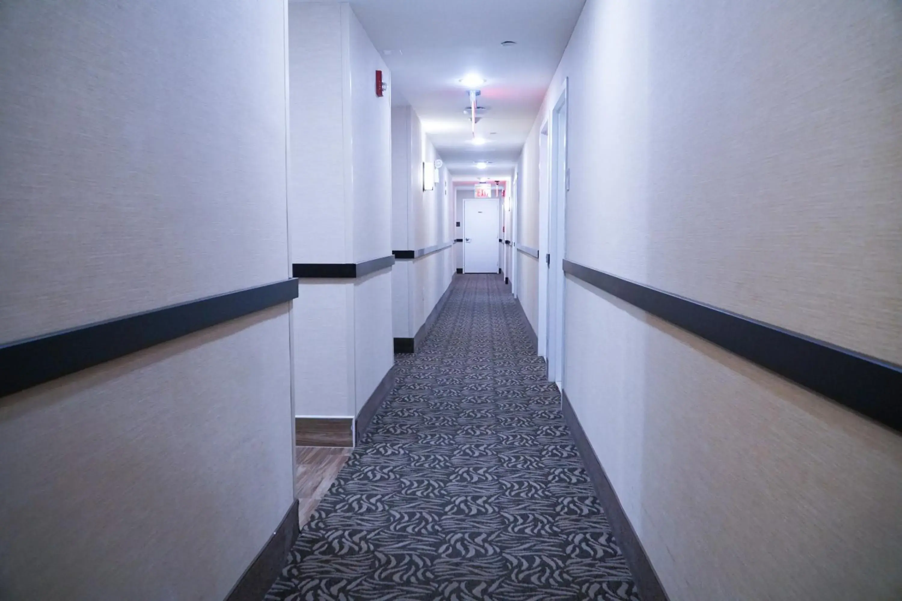 Lobby or reception in Hotel Mint JFK Airport Lobby or reception in Hotel Mint JFK Airport