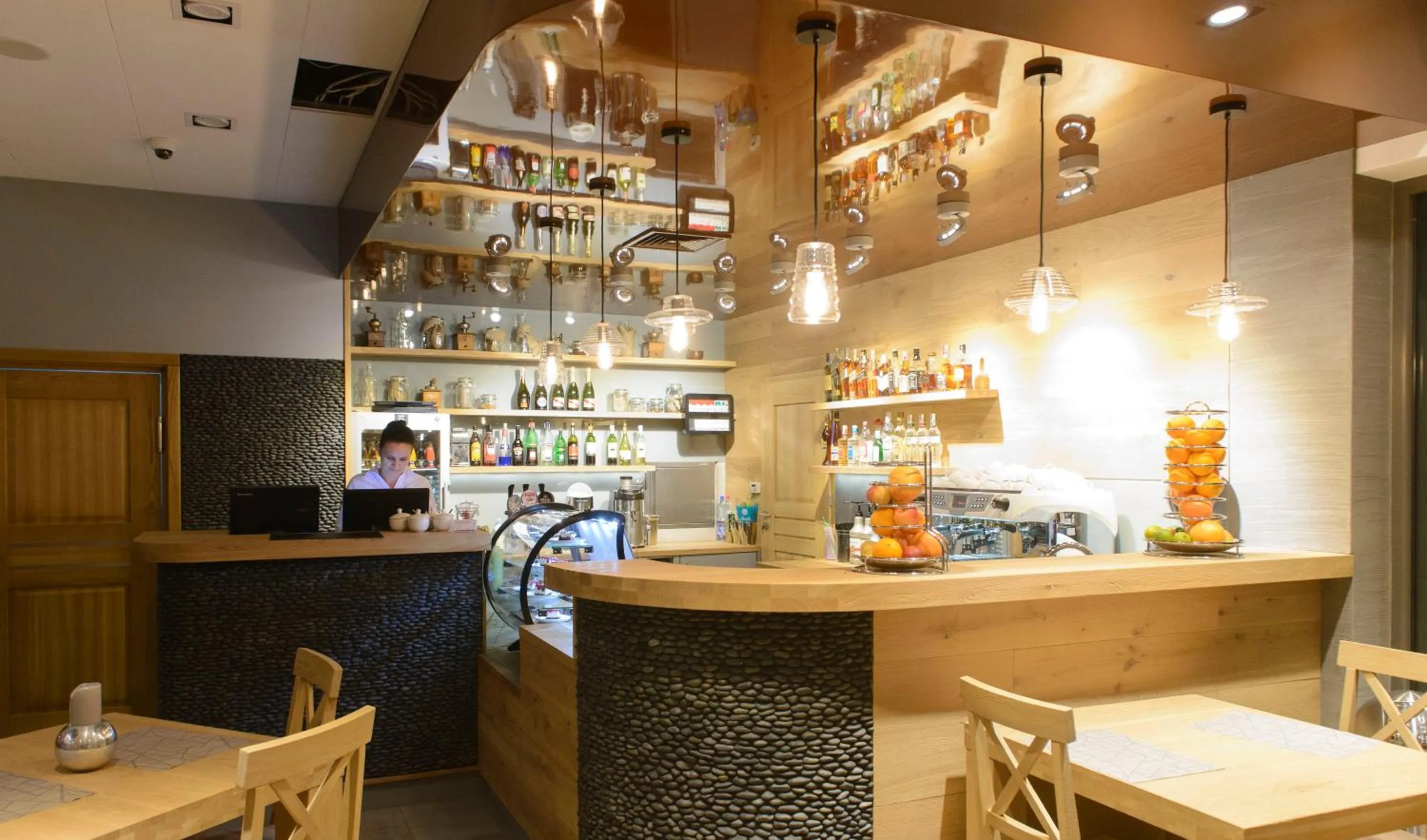 Restaurant/places to eat in Stacja Snu