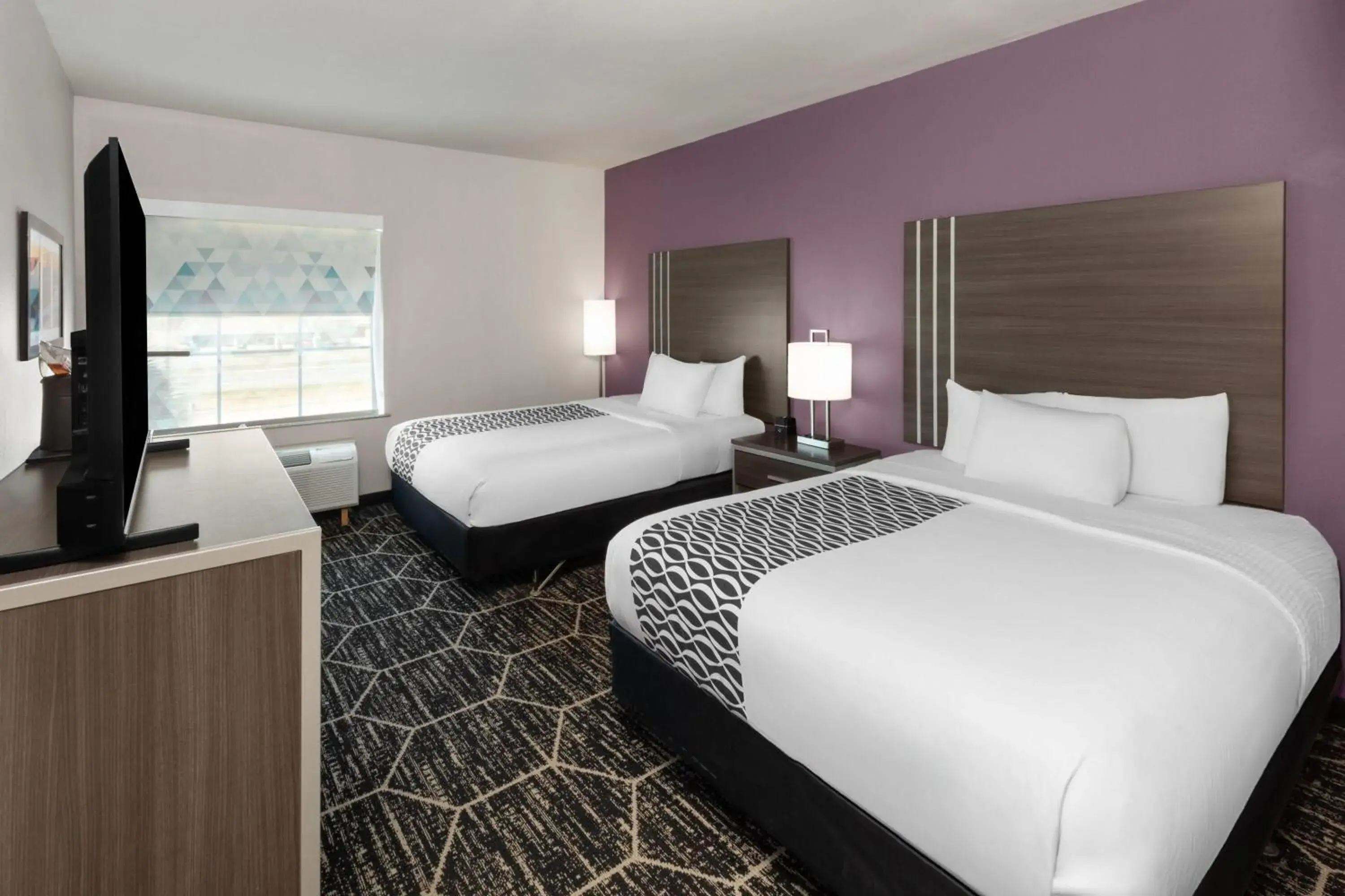 Photo of the whole room, Bed in La Quinta by Wyndham Boutte Photo of the whole room, Bed in La Quinta by Wyndham Boutte