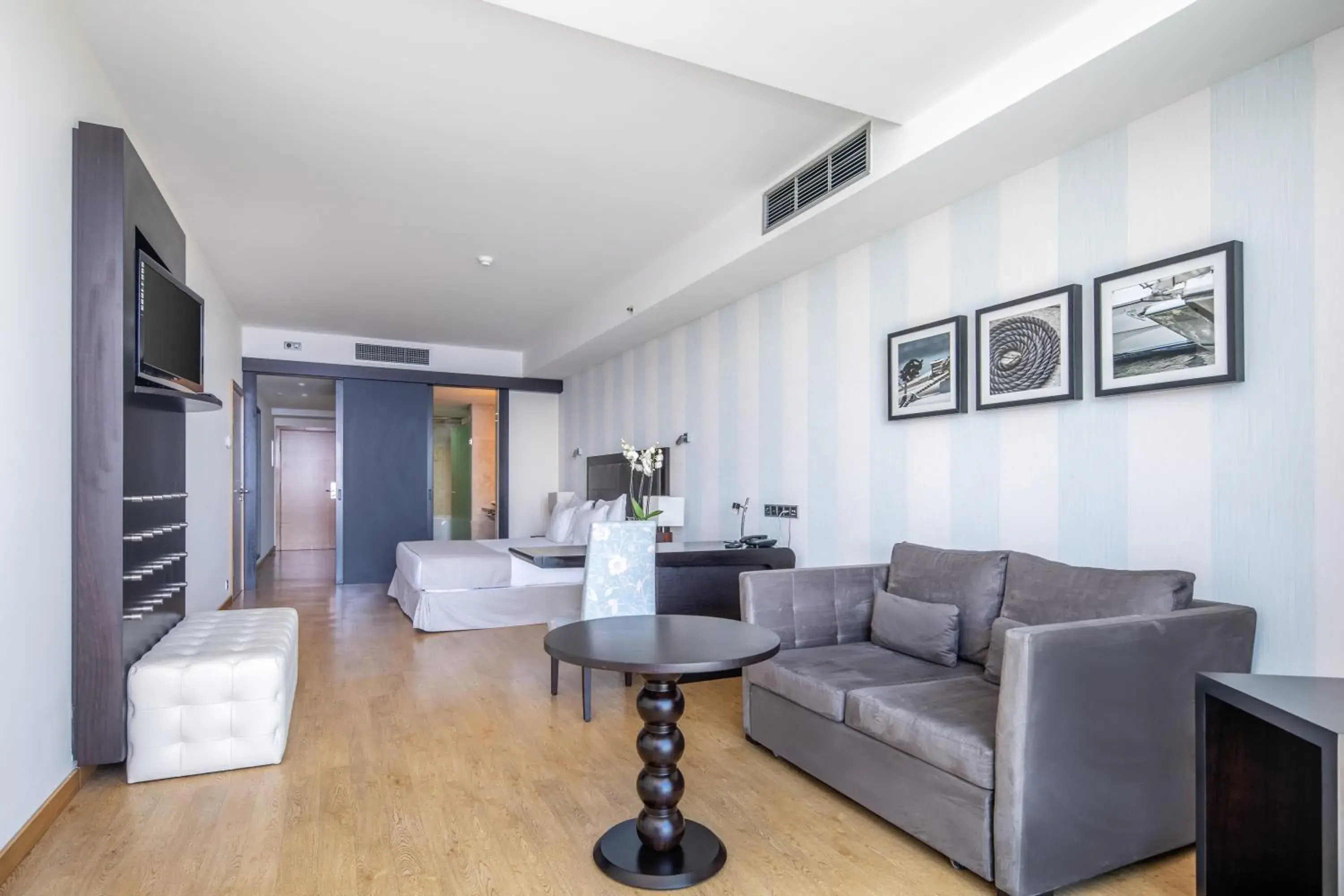 Living room in Angra Marina Hotel Living room in Angra Marina Hotel