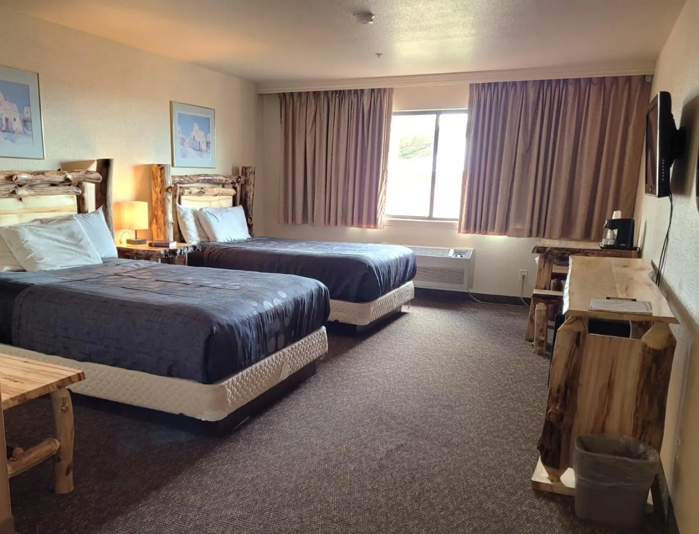 Bedroom, Bed in Grand Canyon Inn and Motel - South Rim Entrance