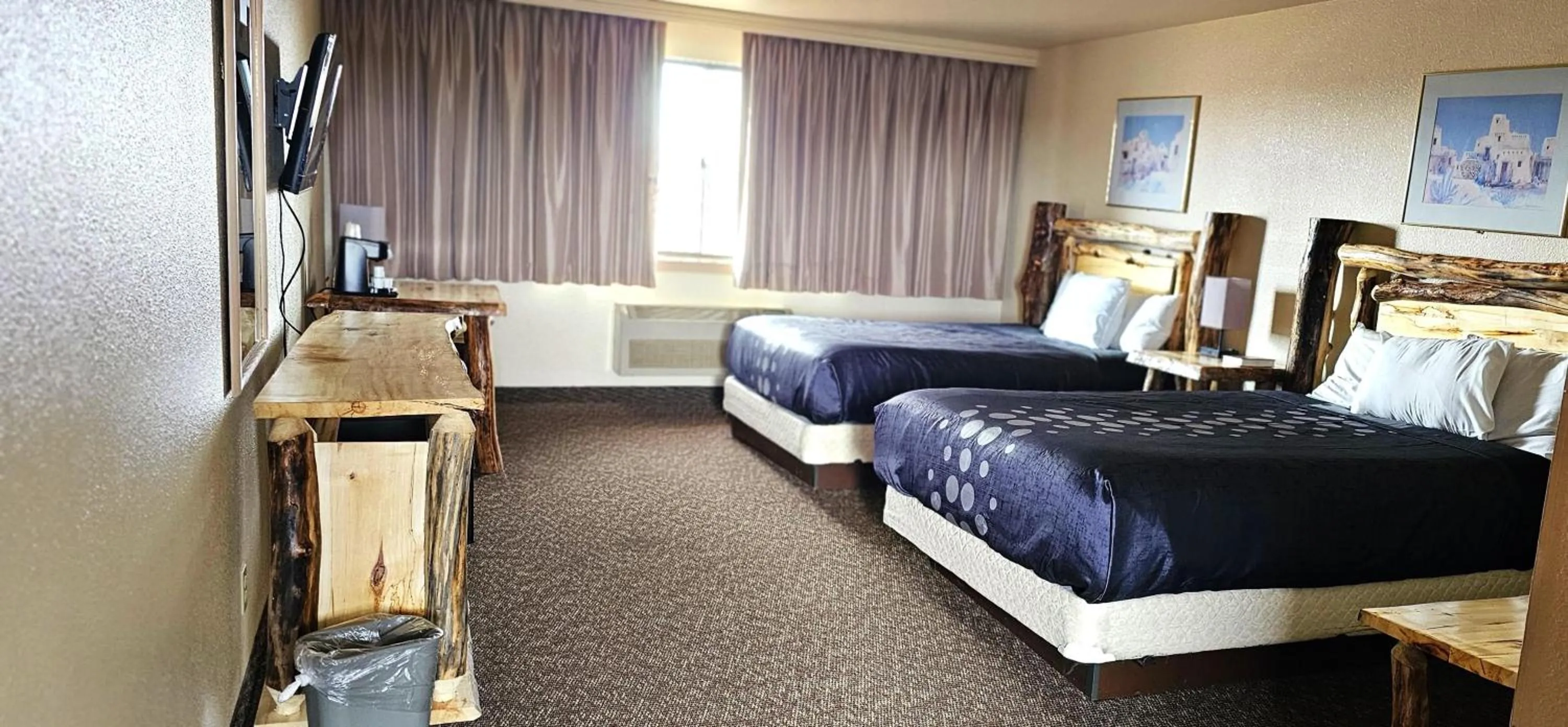 Bedroom, Bed in Grand Canyon Inn and Motel - South Rim Entrance