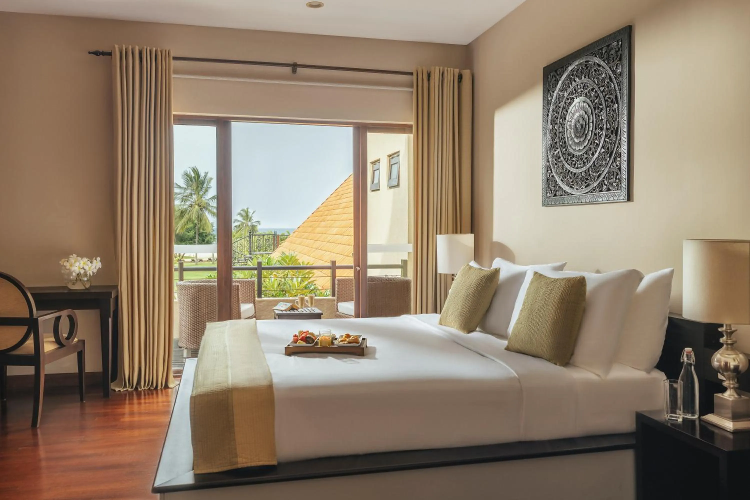 Bedroom, Bed in Uga Bay - Pasikuda