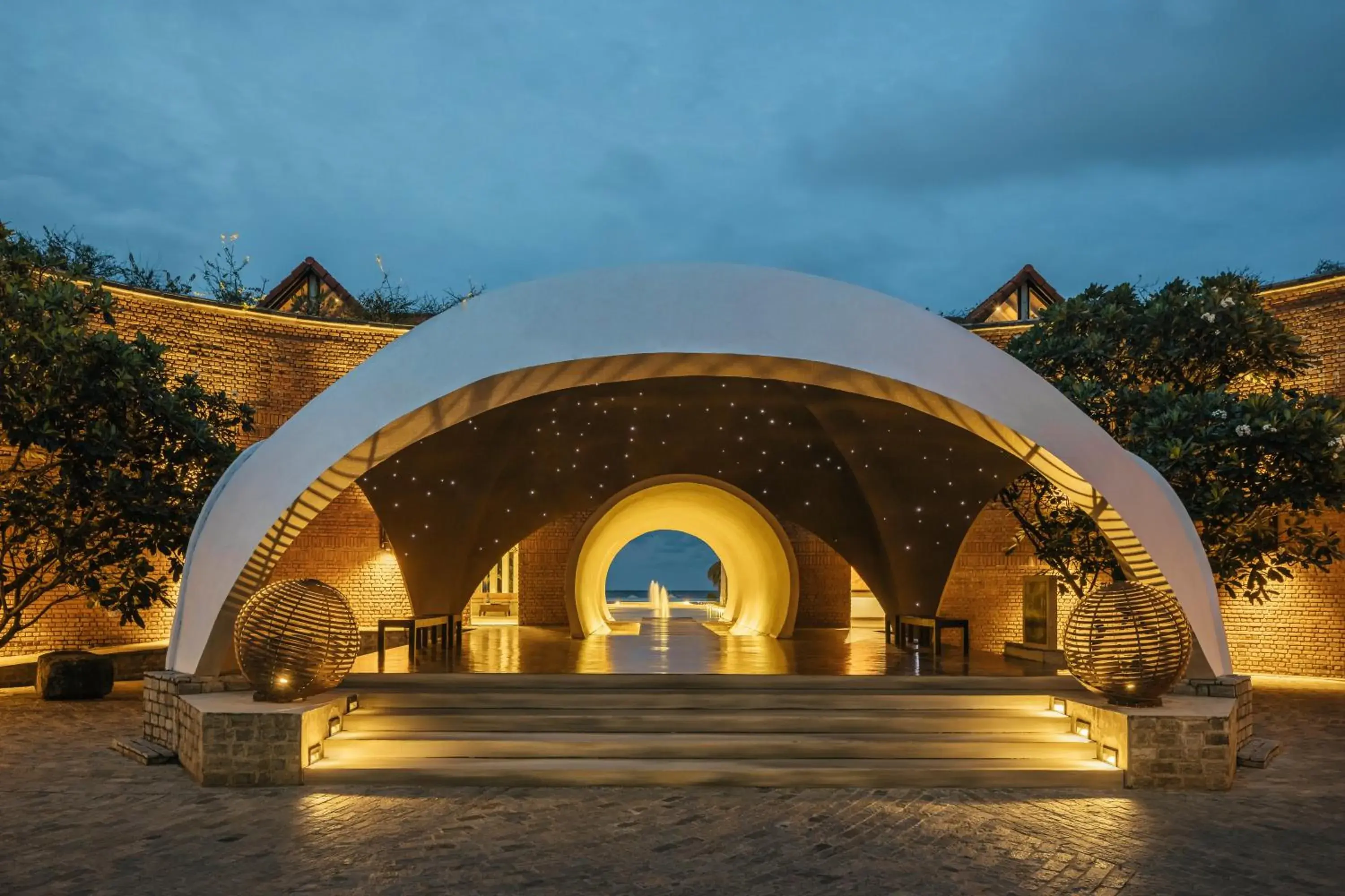 Facade/entrance in Uga Bay - Pasikuda Facade/entrance in Uga Bay - Pasikuda