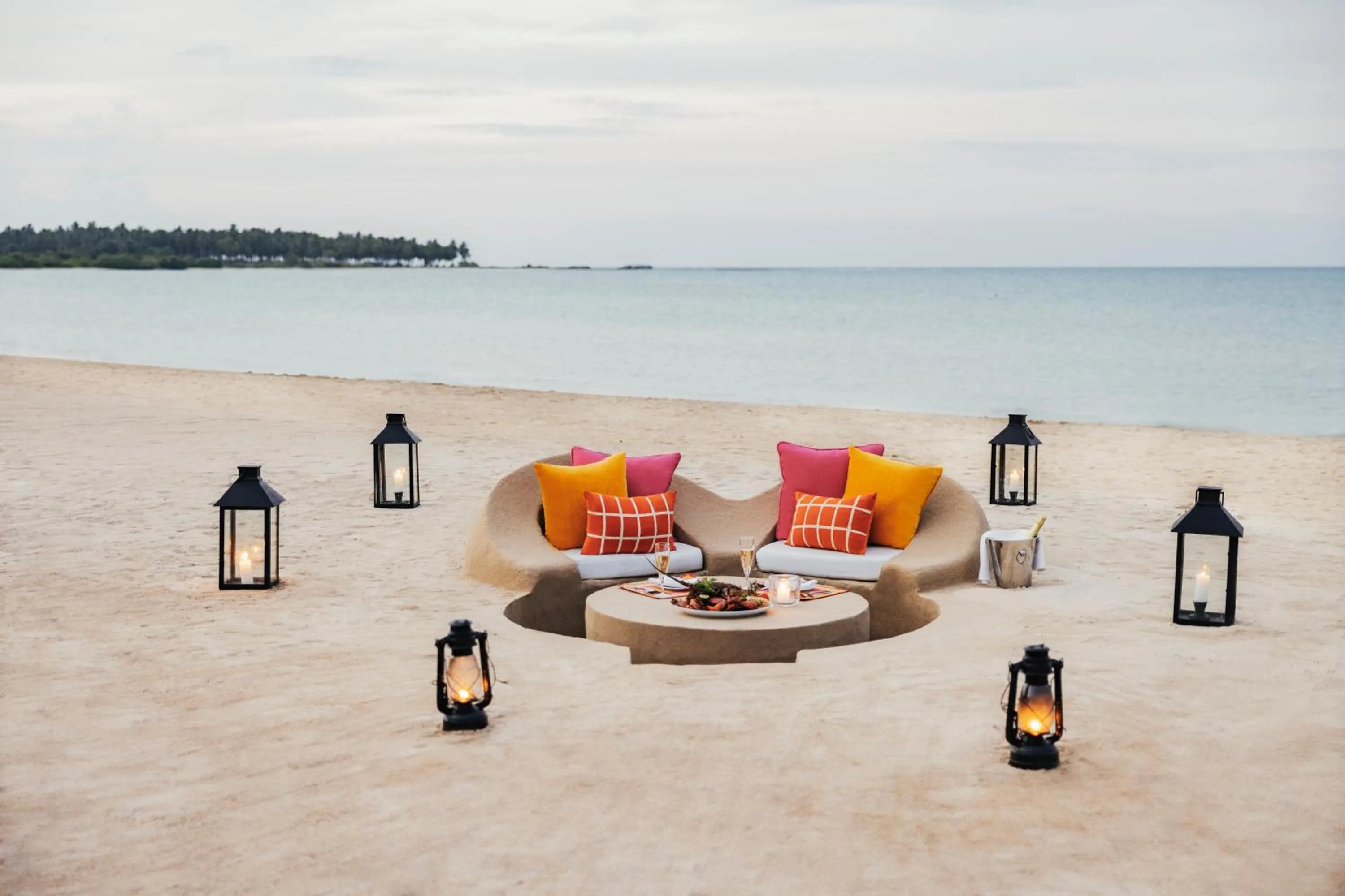 Dinner in Uga Bay - Pasikuda