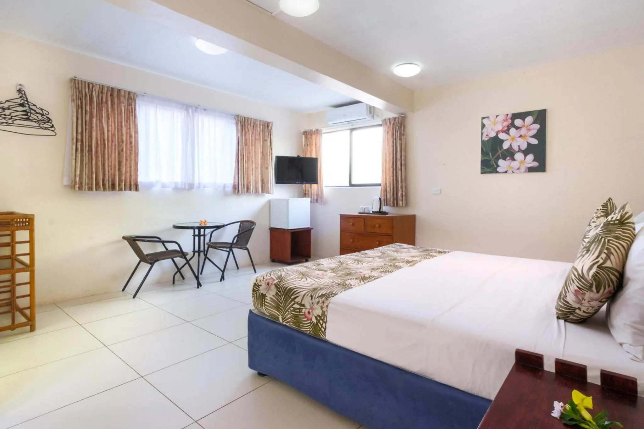 Bedroom, Bed in Aquarius On The Beach