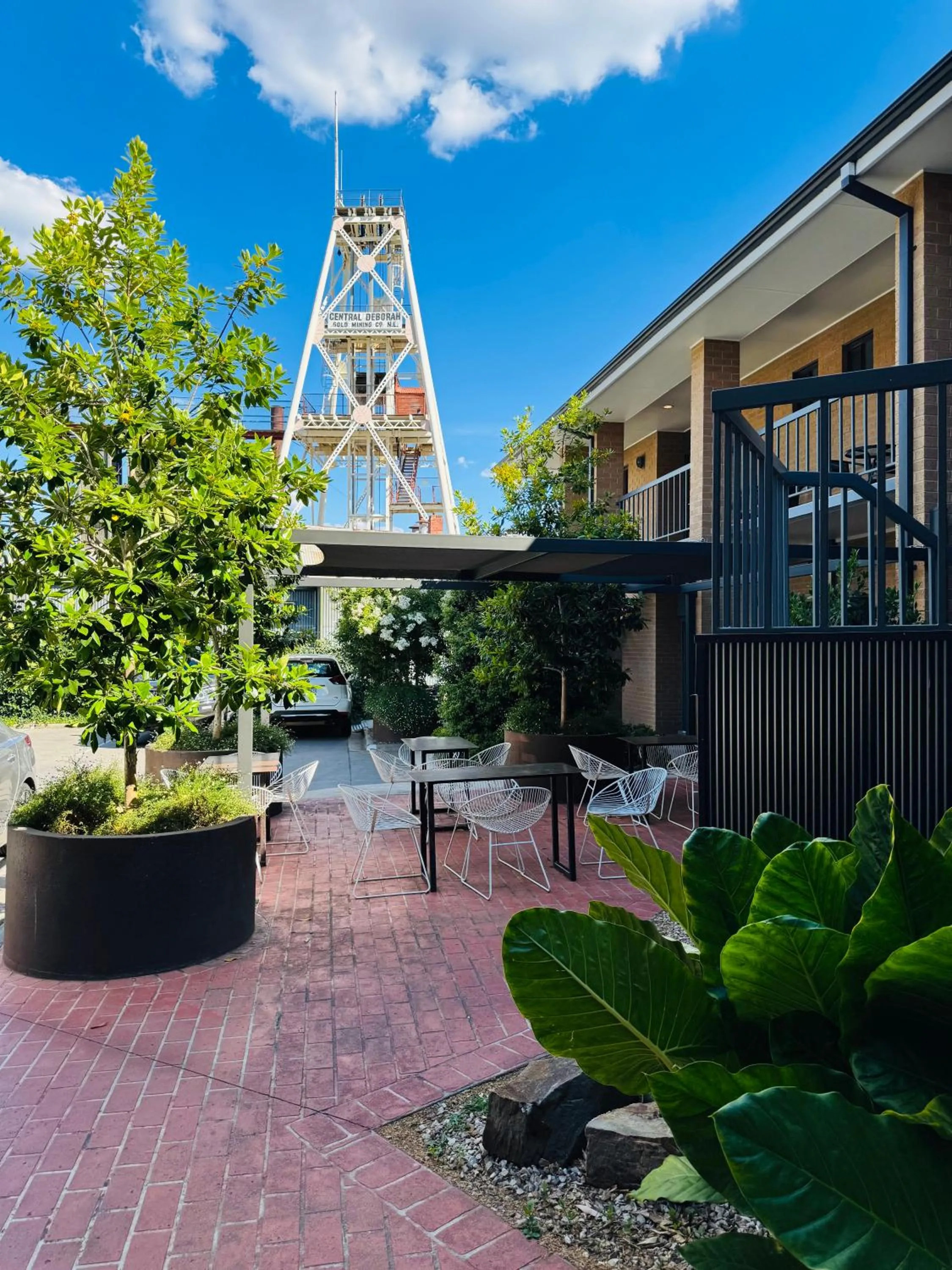 Inner courtyard view in Central Deborah Motel