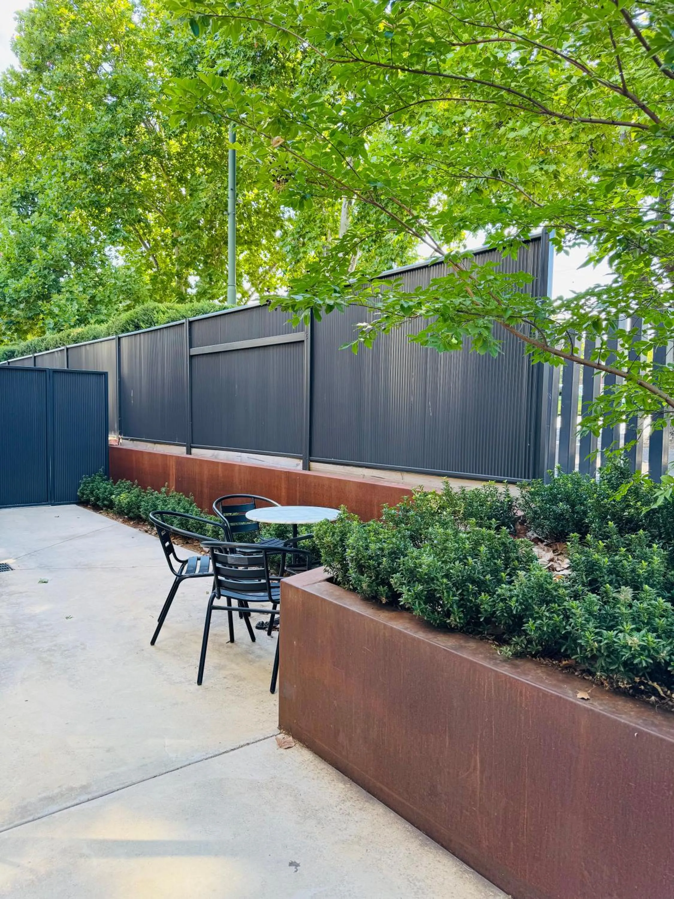 Seating area in Central Deborah Motel