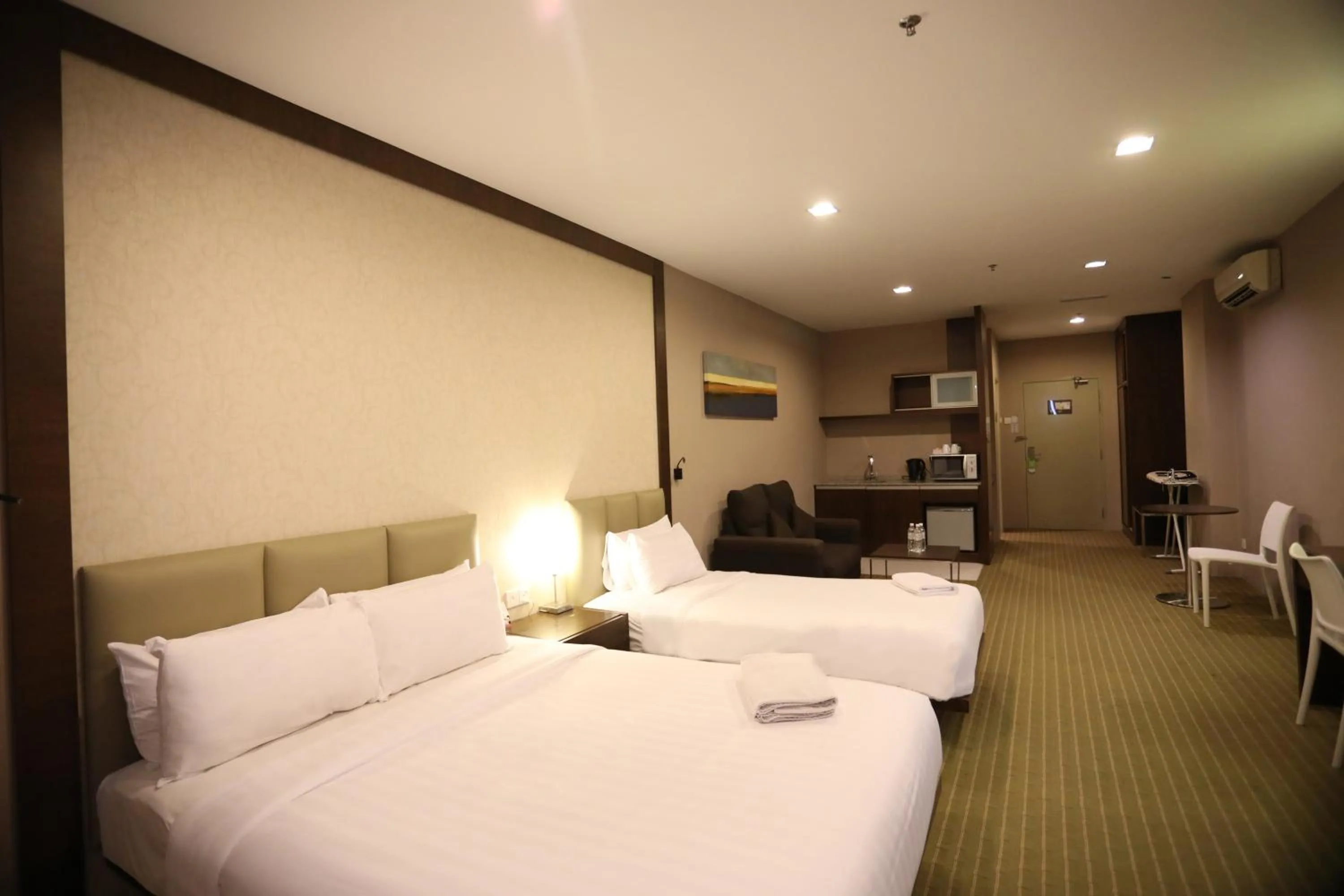 Photo of the whole room, Bed in Hotel Primera Suite Cyberjaya