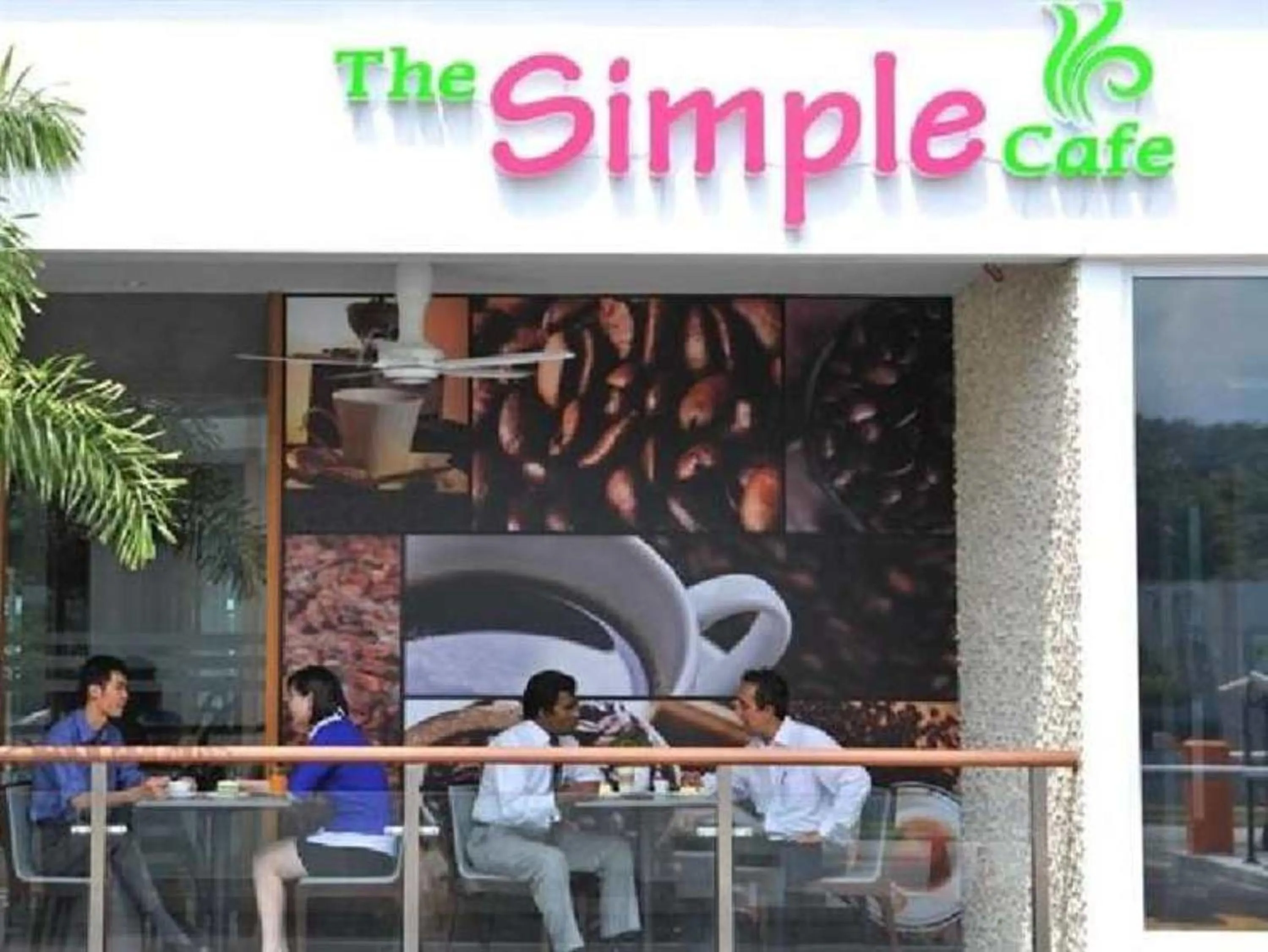 Restaurant/places to eat in Hotel Primera Suite Cyberjaya