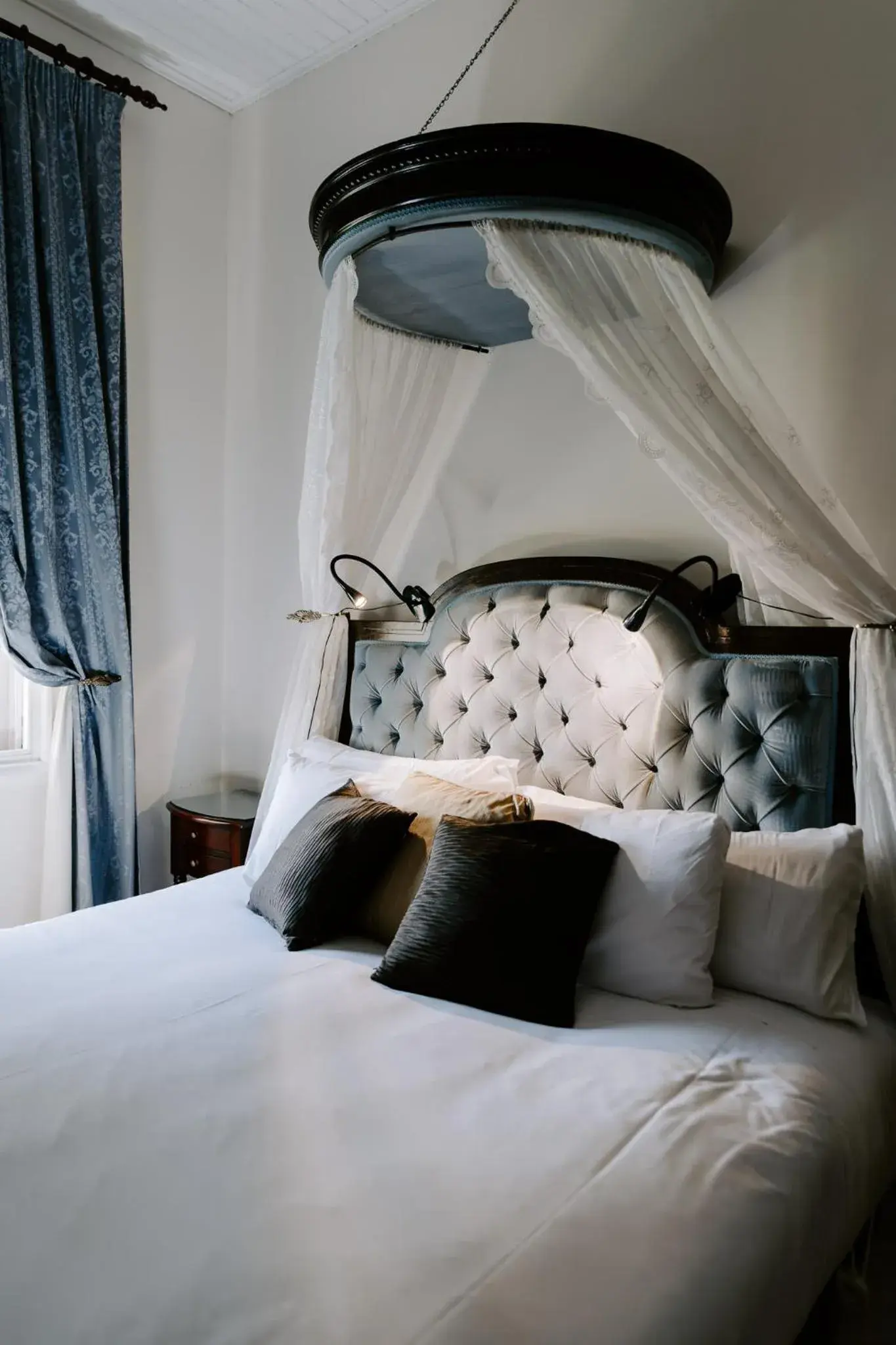 Bedroom, Bed in The Abbey Bedroom, Bed in The Abbey