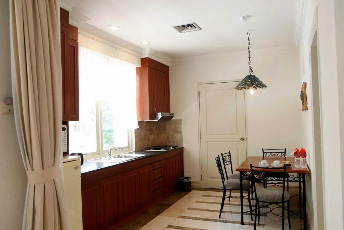 Family Suite in Resor Tuban Tropis Family Suite in Resor Tuban Tropis