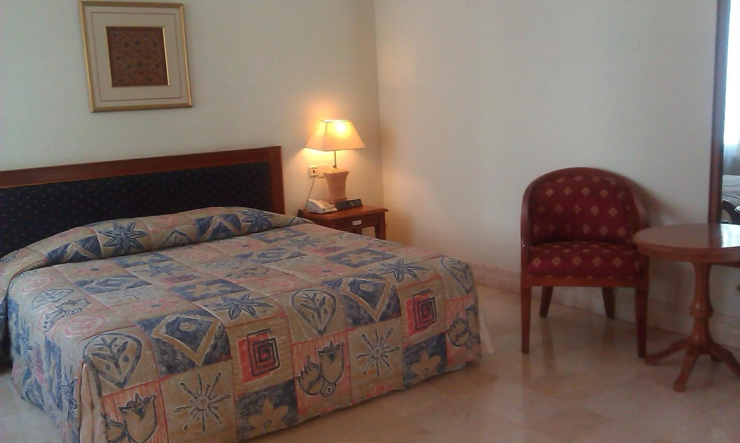 Bed in Resor Tuban Tropis