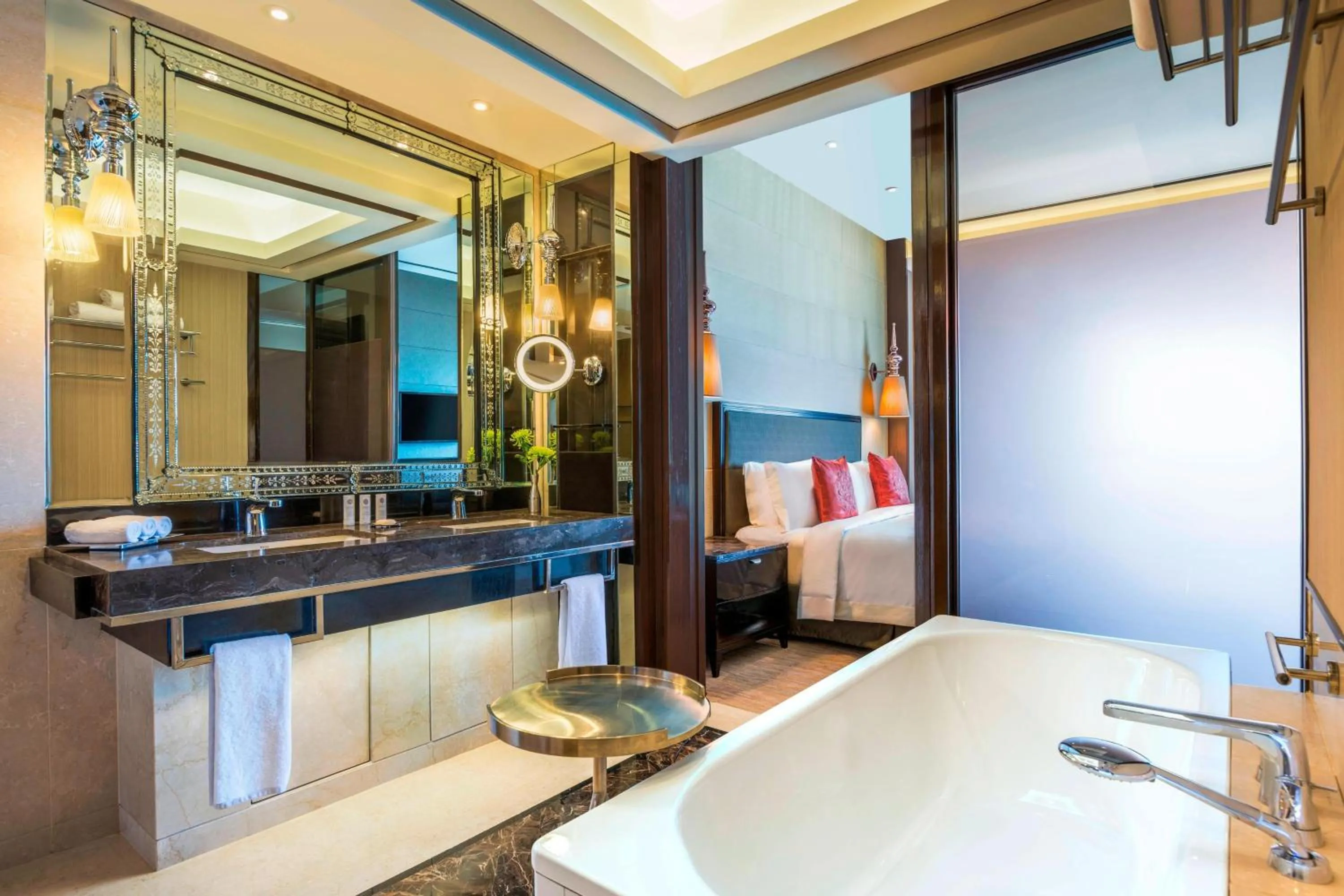 Bathroom, Bed in The St. Regis Mumbai