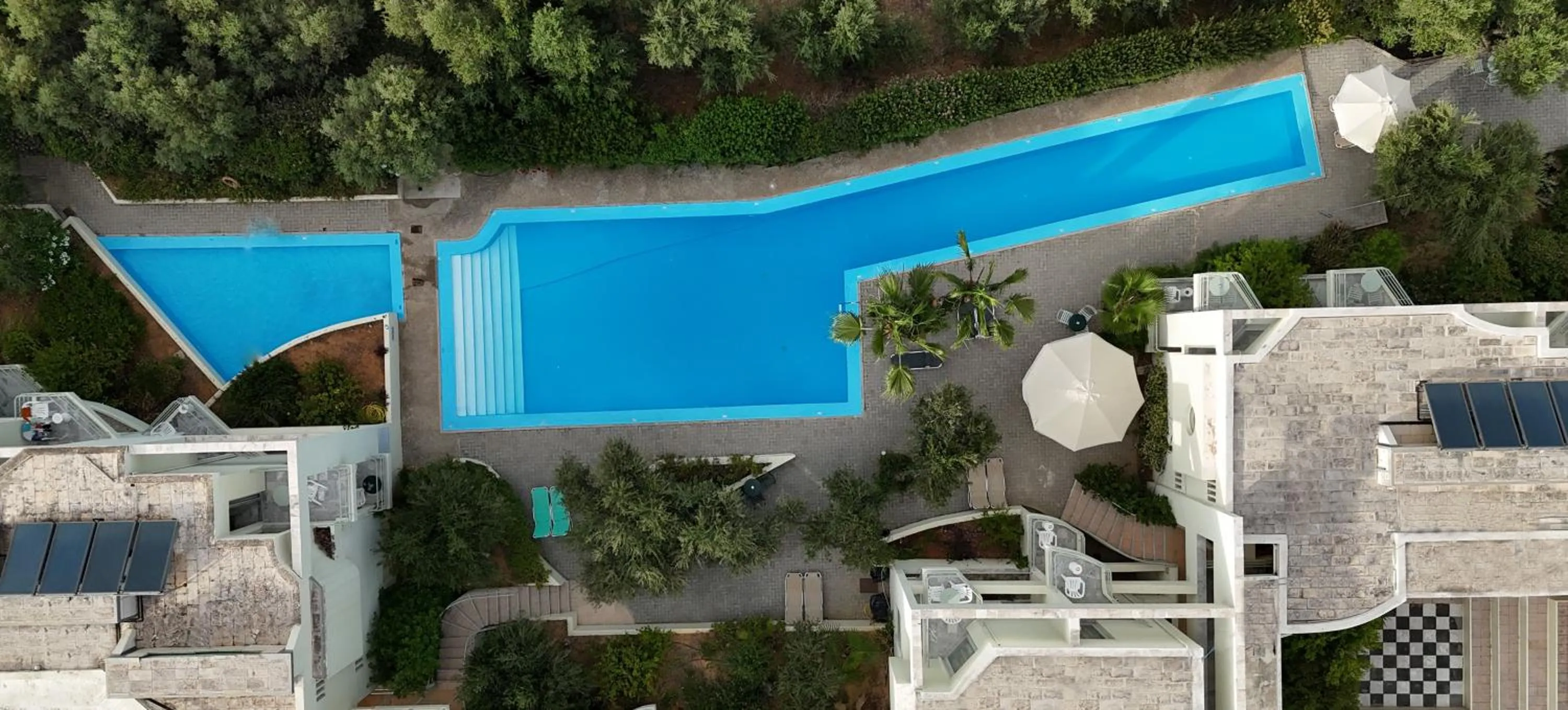 Swimming pool in Rodon Hotel