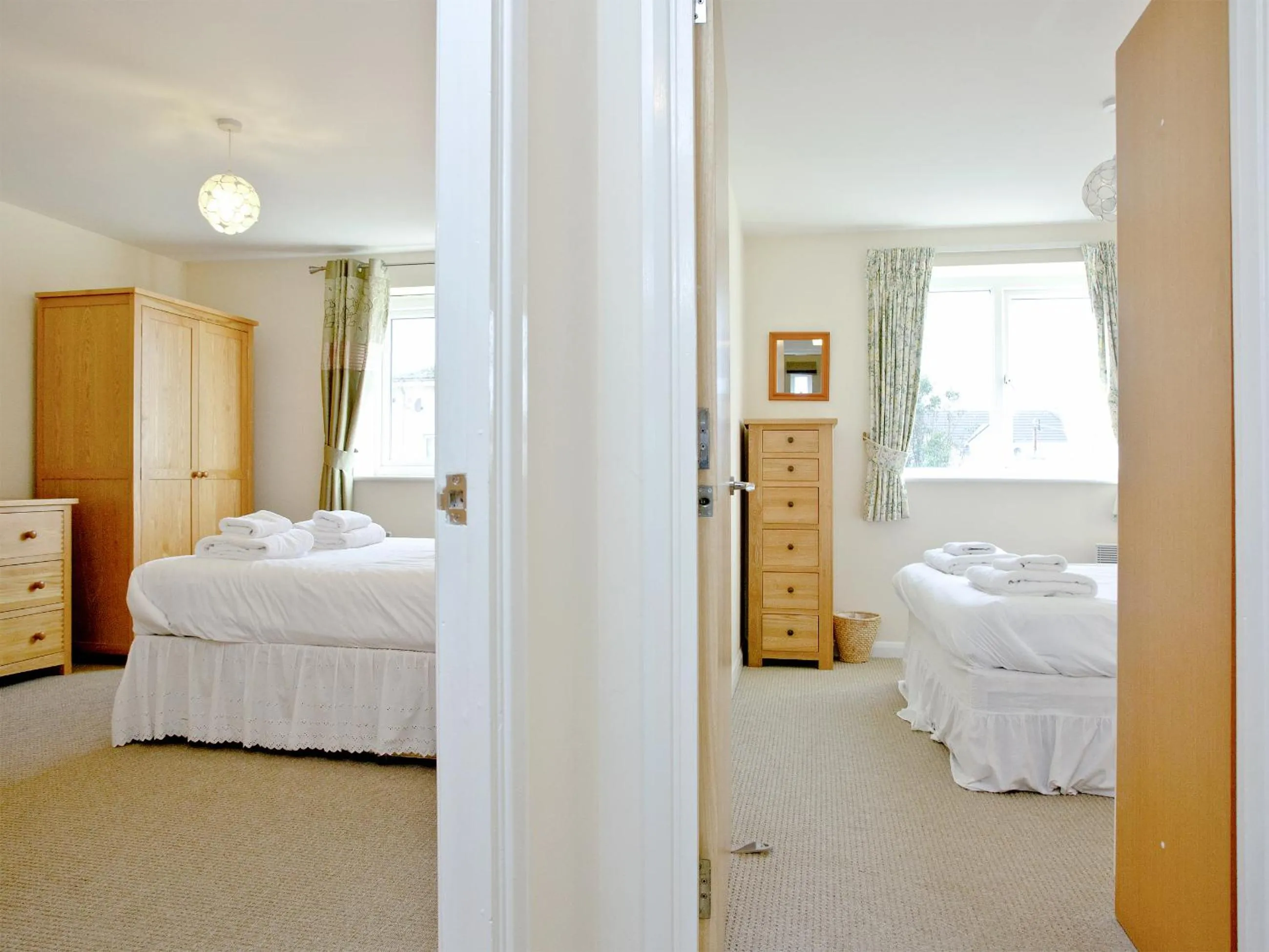Property building, Bed in 15 Belvedere Court