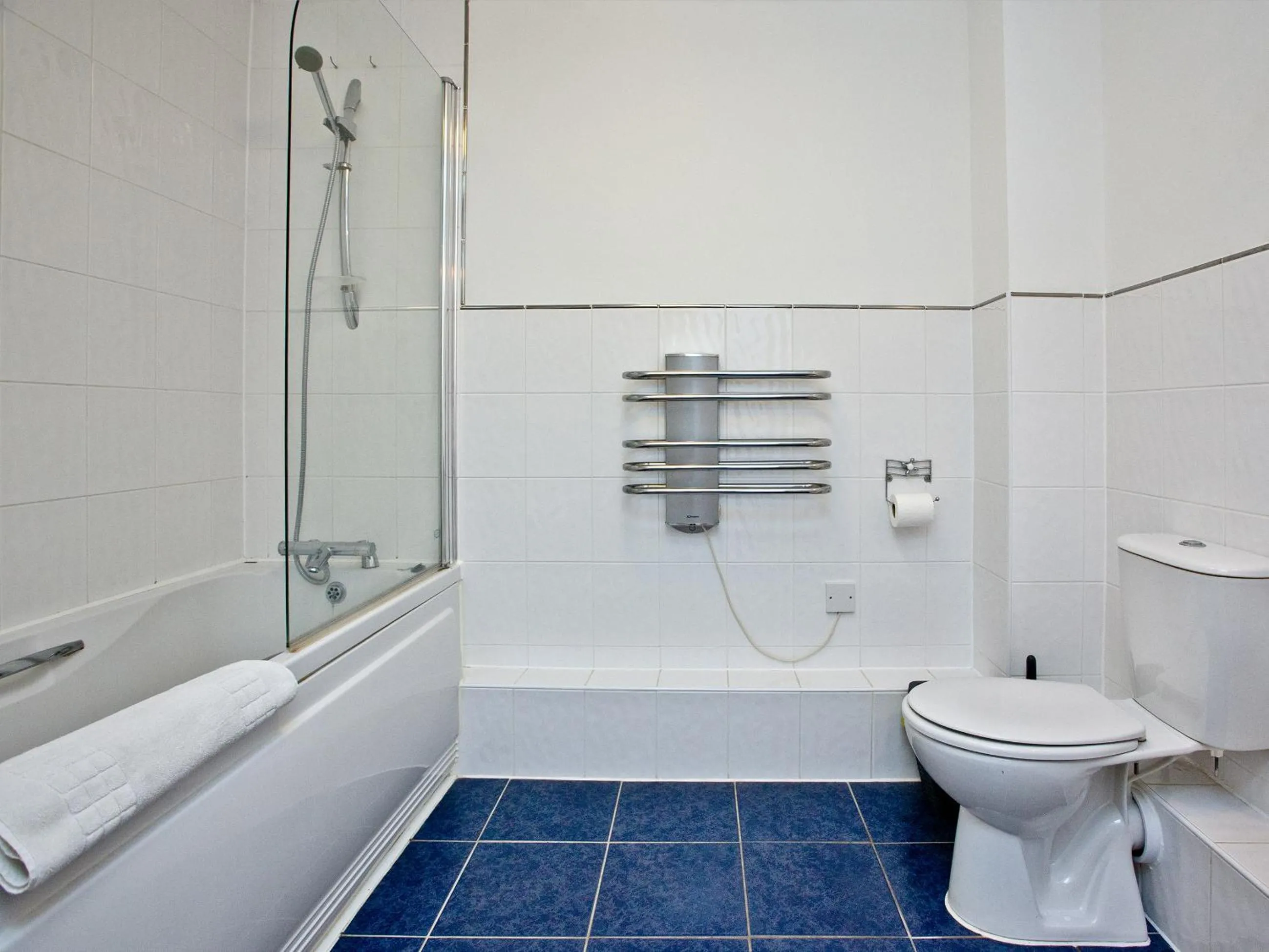 Bathroom in 16 Belvedere Court