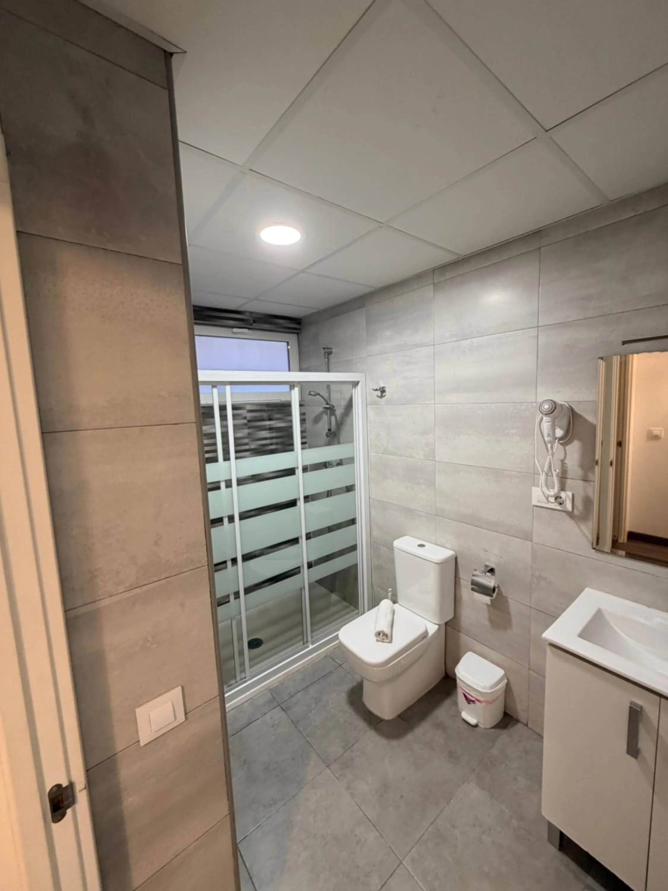 Shower in Zerka Sendra