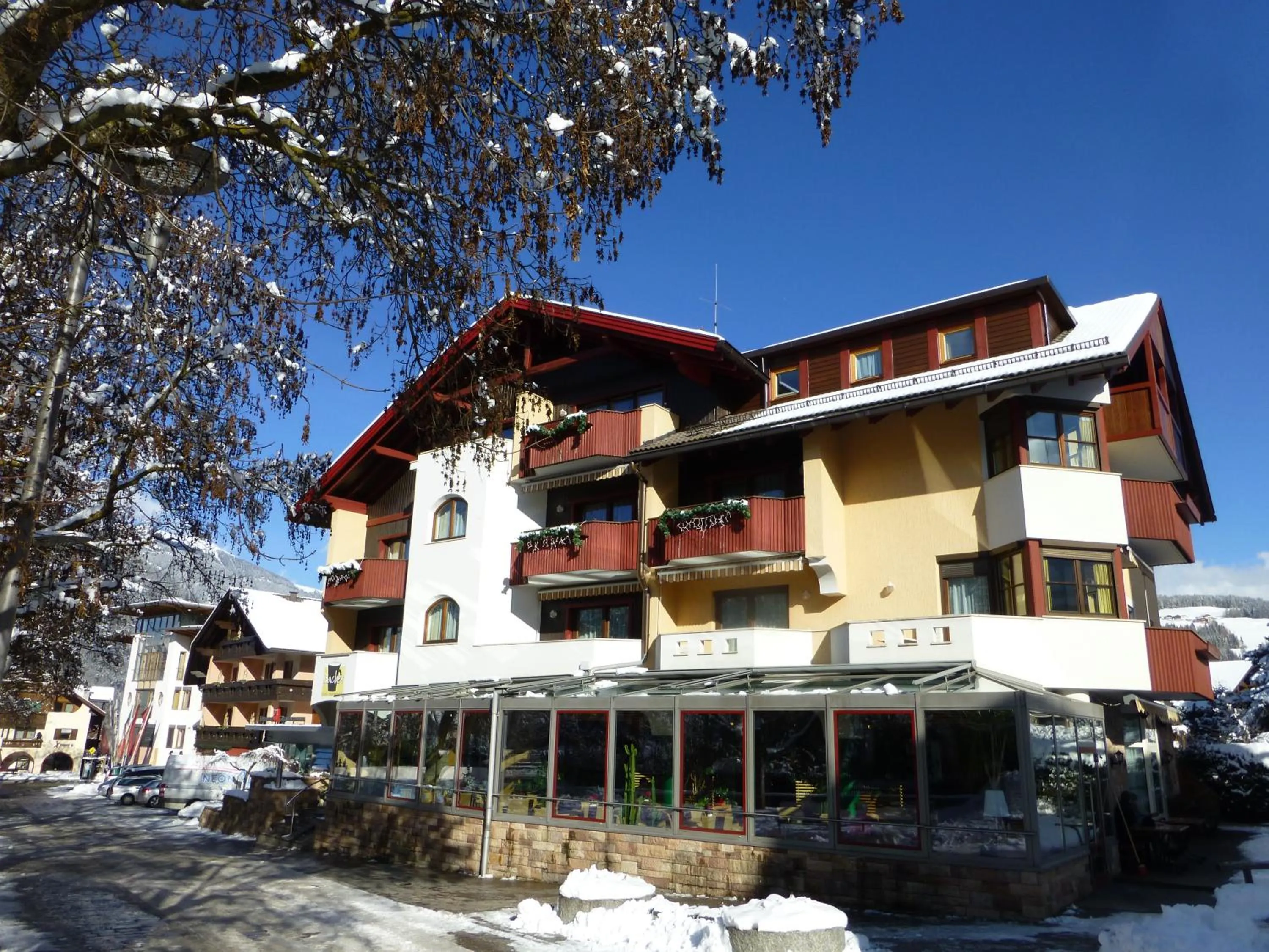 Facade/entrance in Residence Bacher