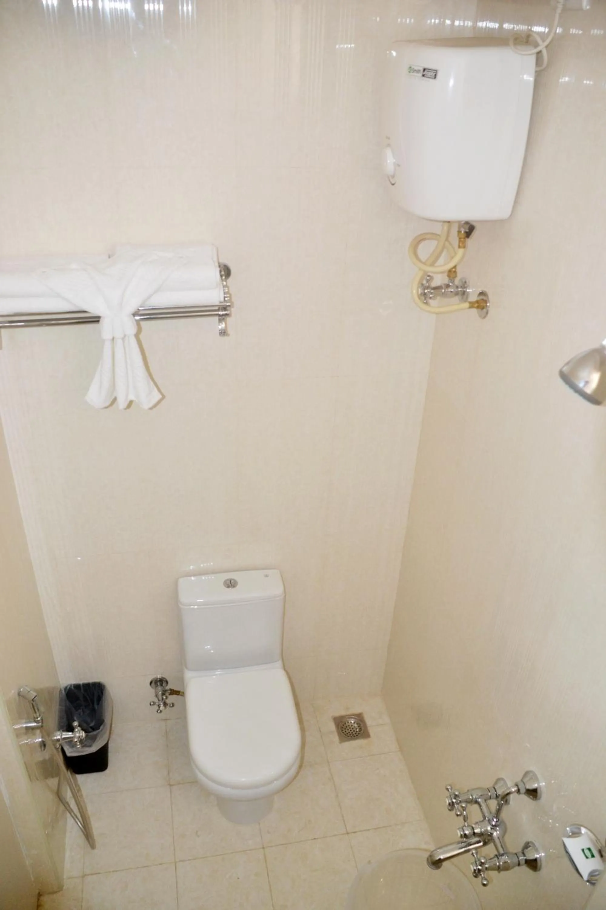 Bathroom in Peace Inn Chennai