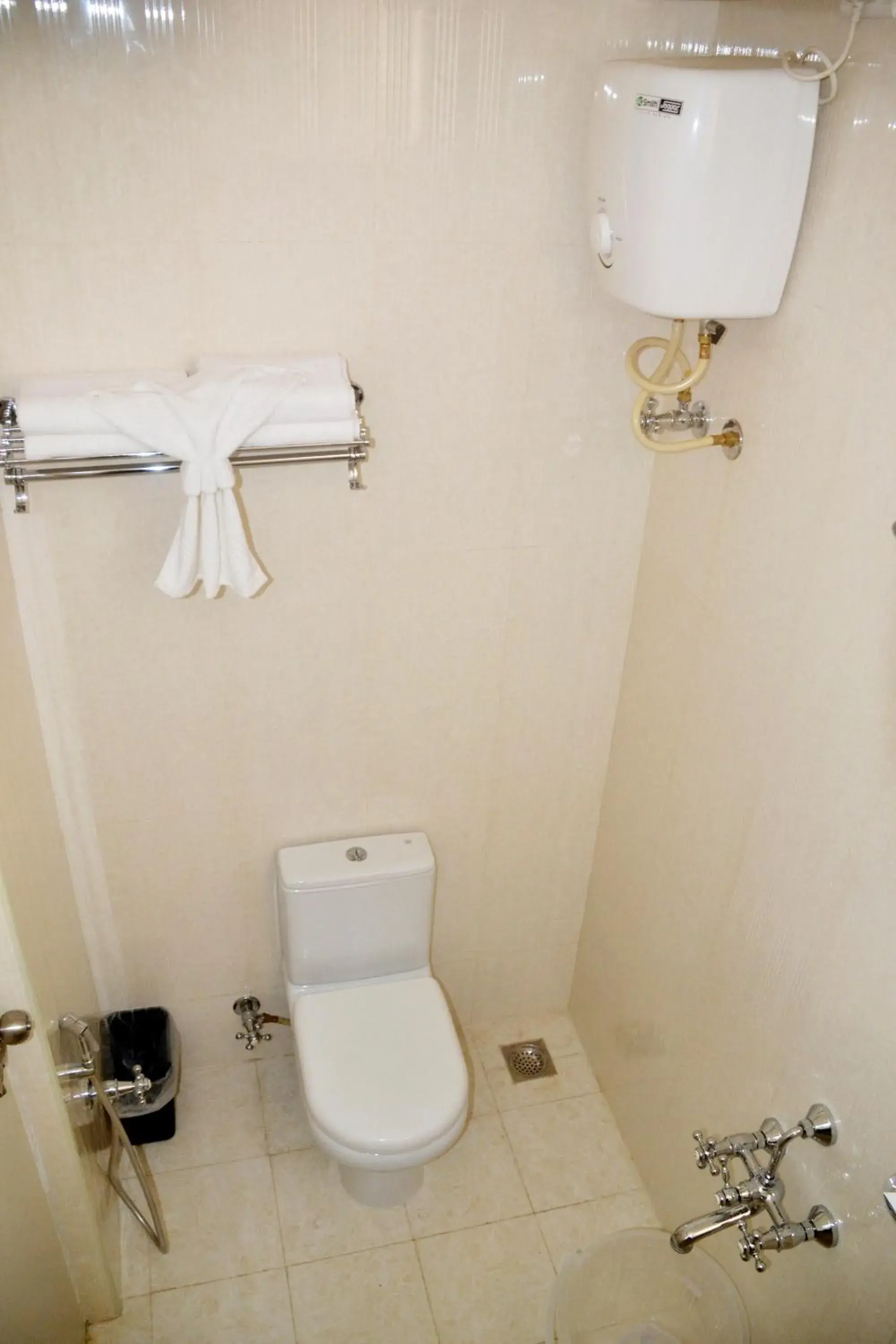 Toilet, Bathroom in Peace Inn