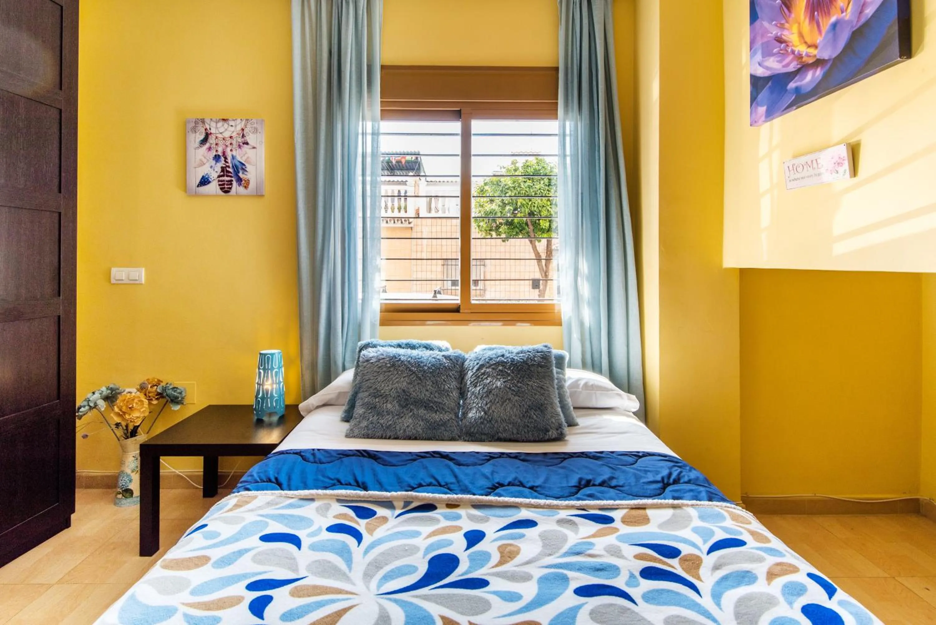 Living room, Bed in Estudio Malagasol