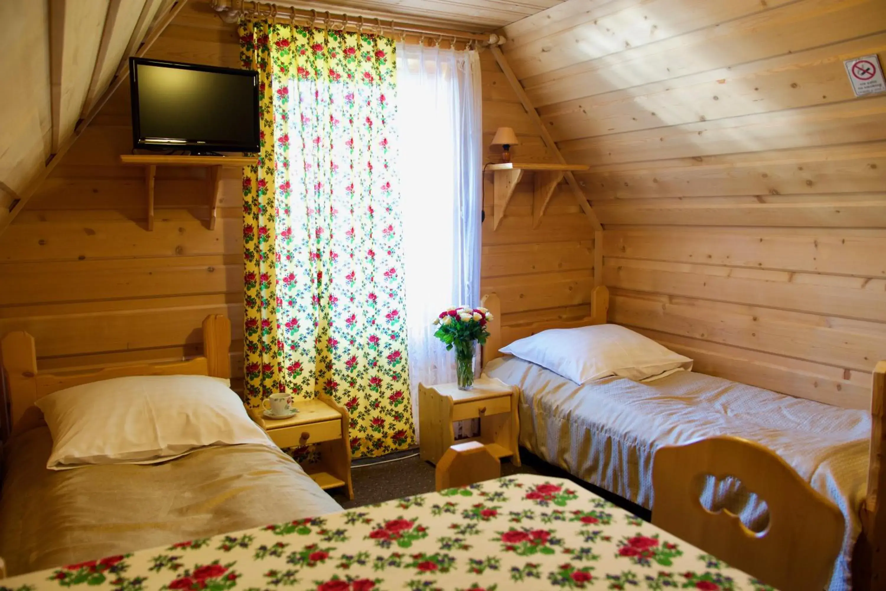 Small Twin Room in Willa Magdalena Small Twin Room in Willa Magdalena