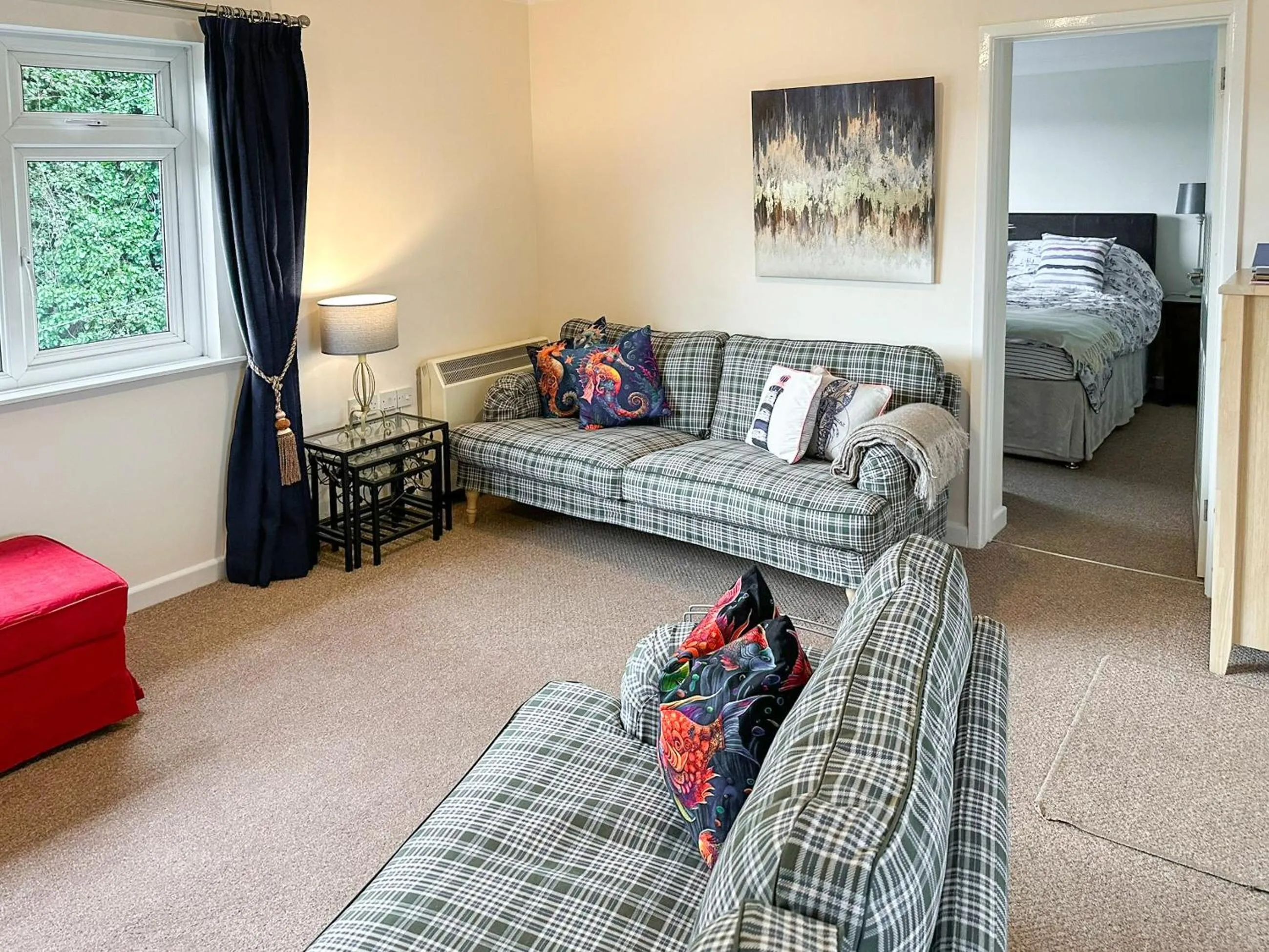 Property building, Bed in 9 Dolphin Court