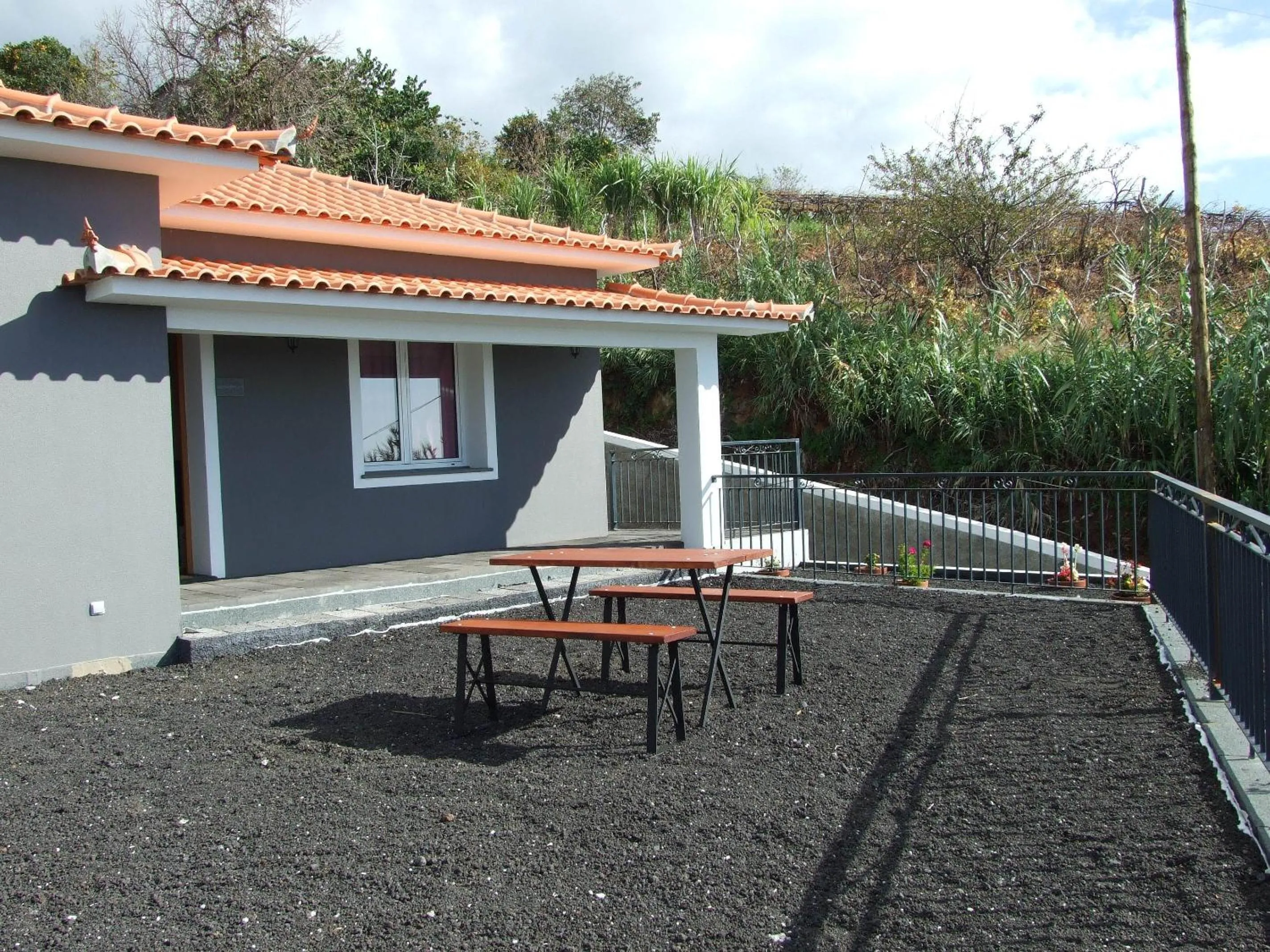 Facade/entrance in Paraiso das Flores