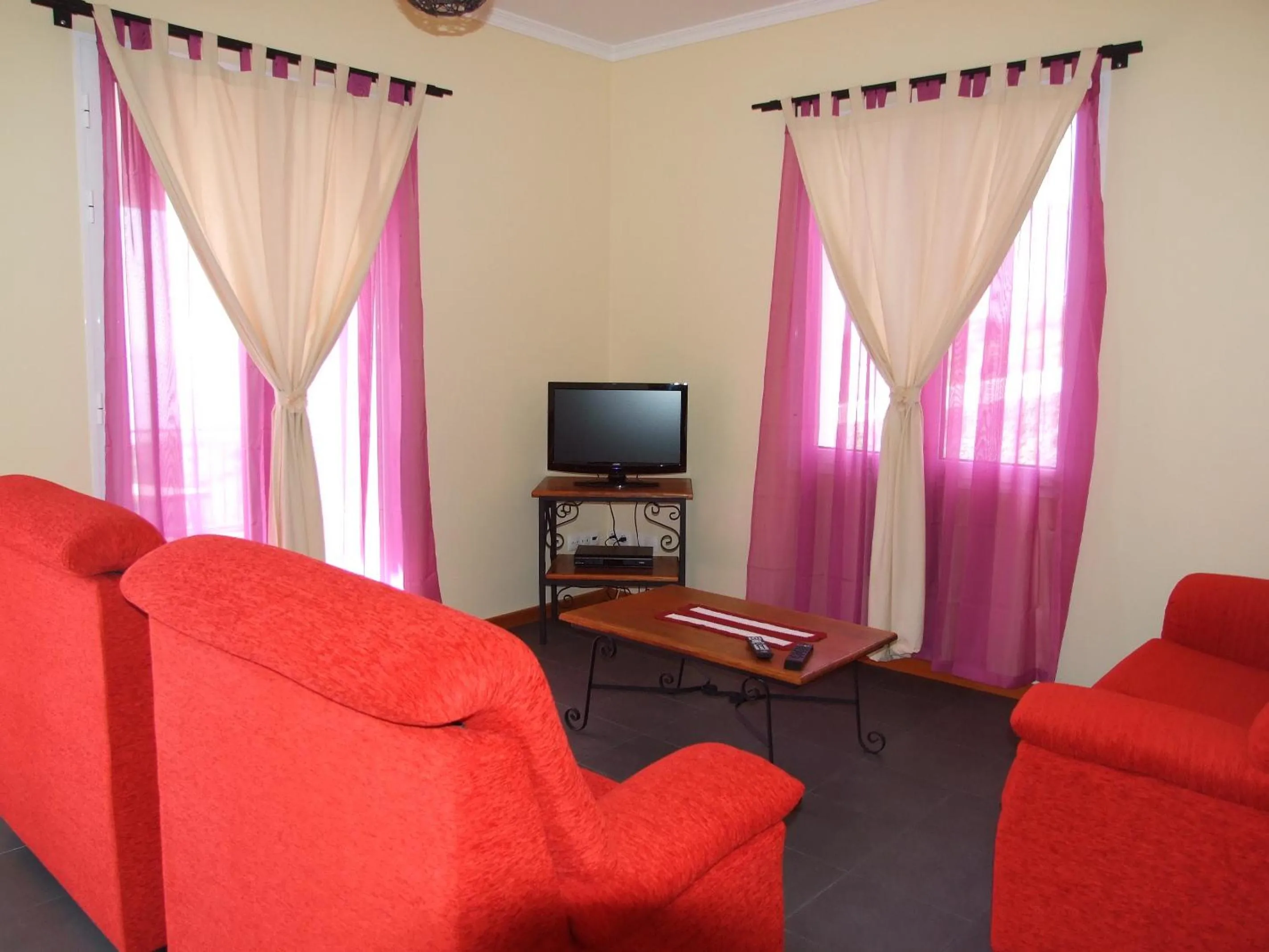 Living room in Paraiso das Flores