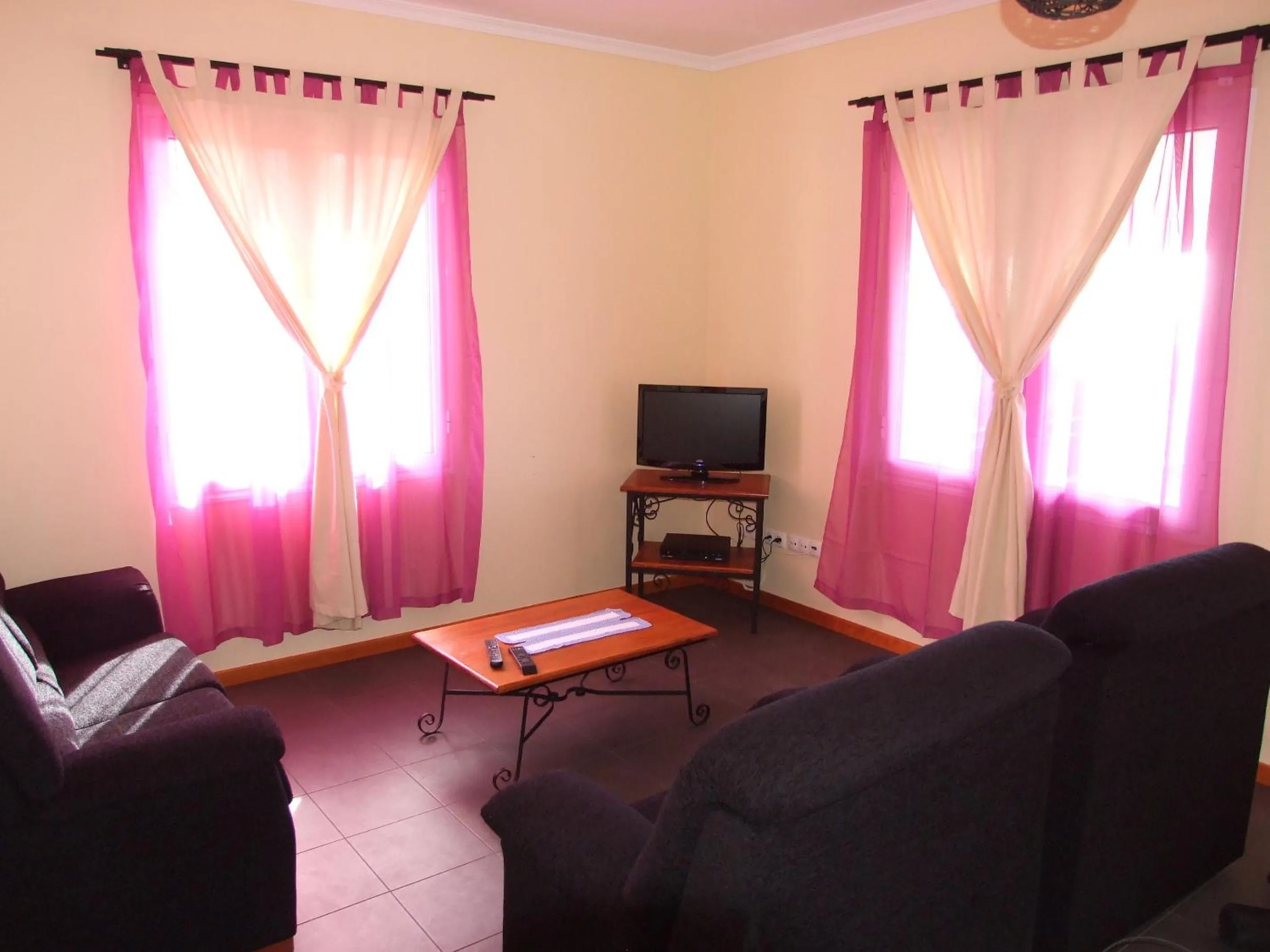 Living room in Paraiso das Flores