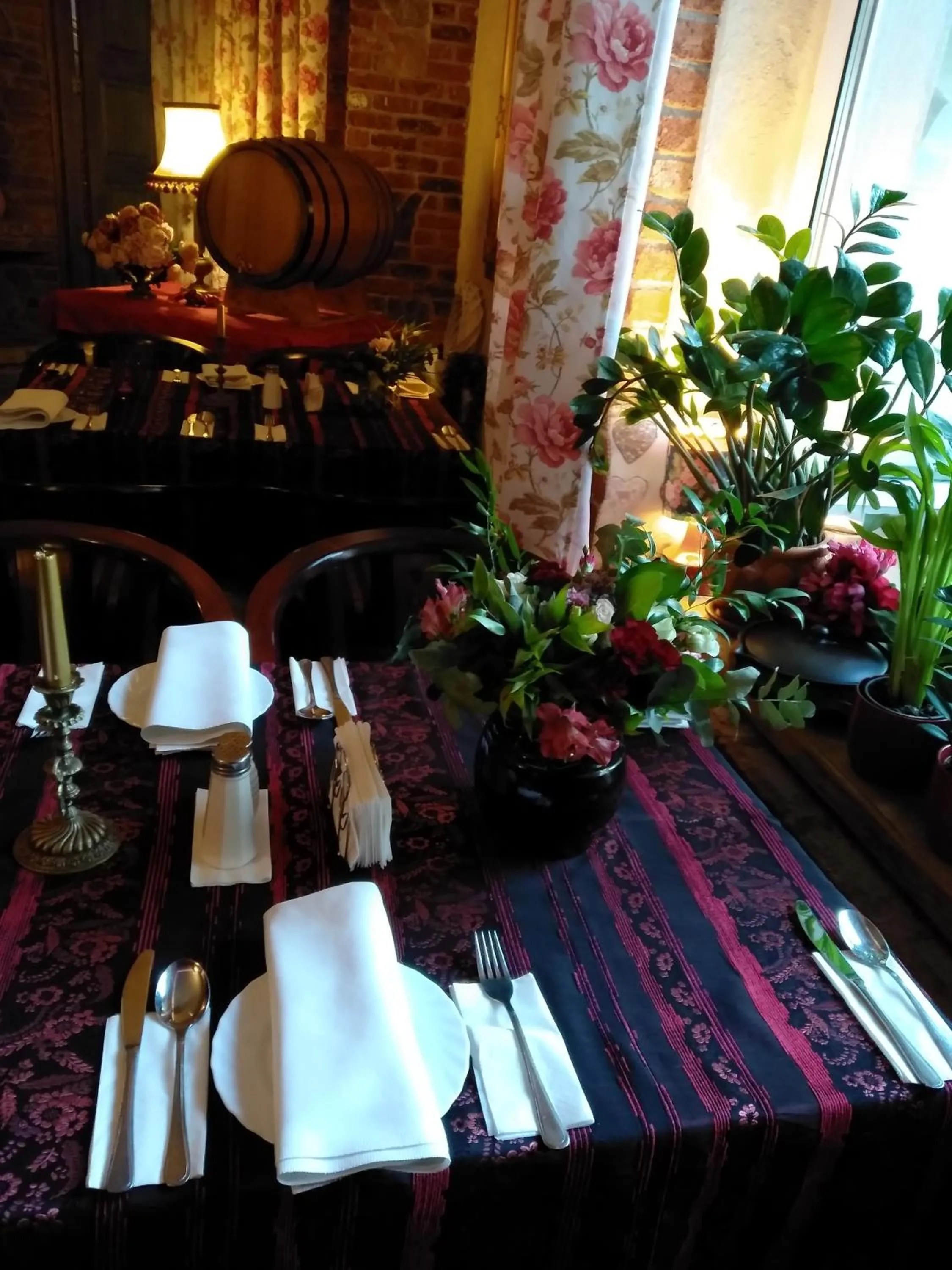 Restaurant/places to eat in Hotel Polak