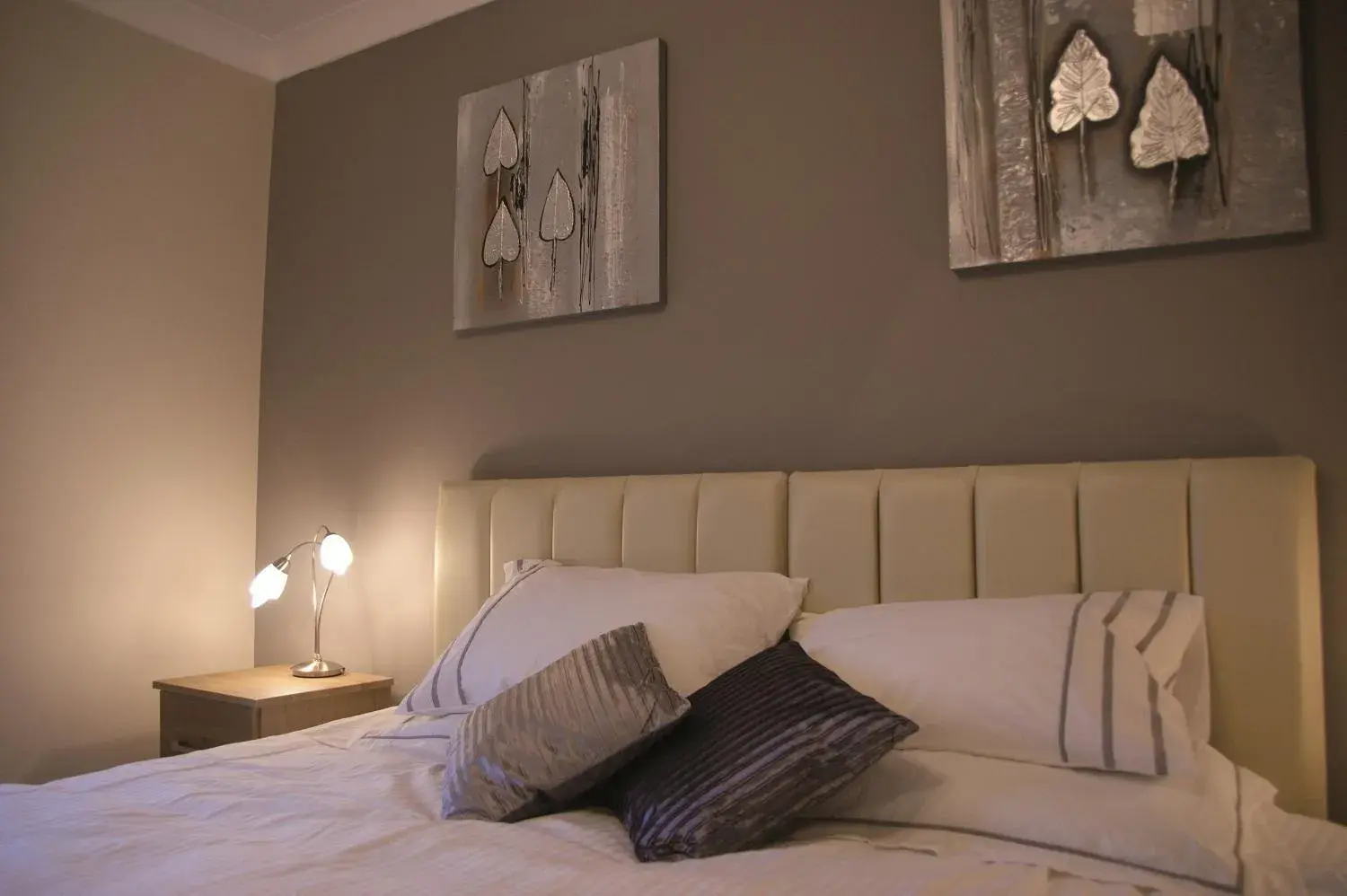 Standard Double Room with Shower in Linden Bed & Breakfast Standard Double Room with Shower in Linden Bed & Breakfast