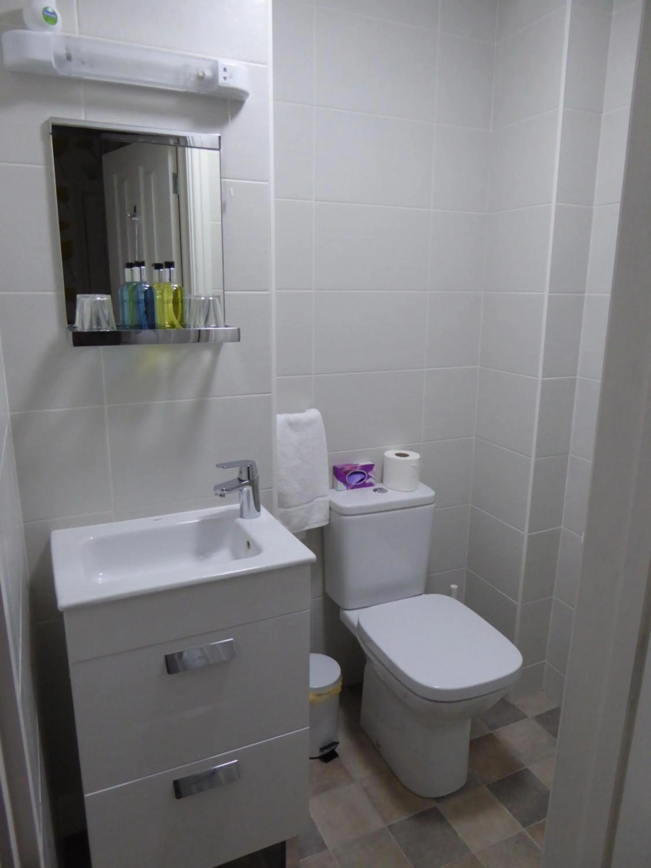 Bathroom in Arvon House