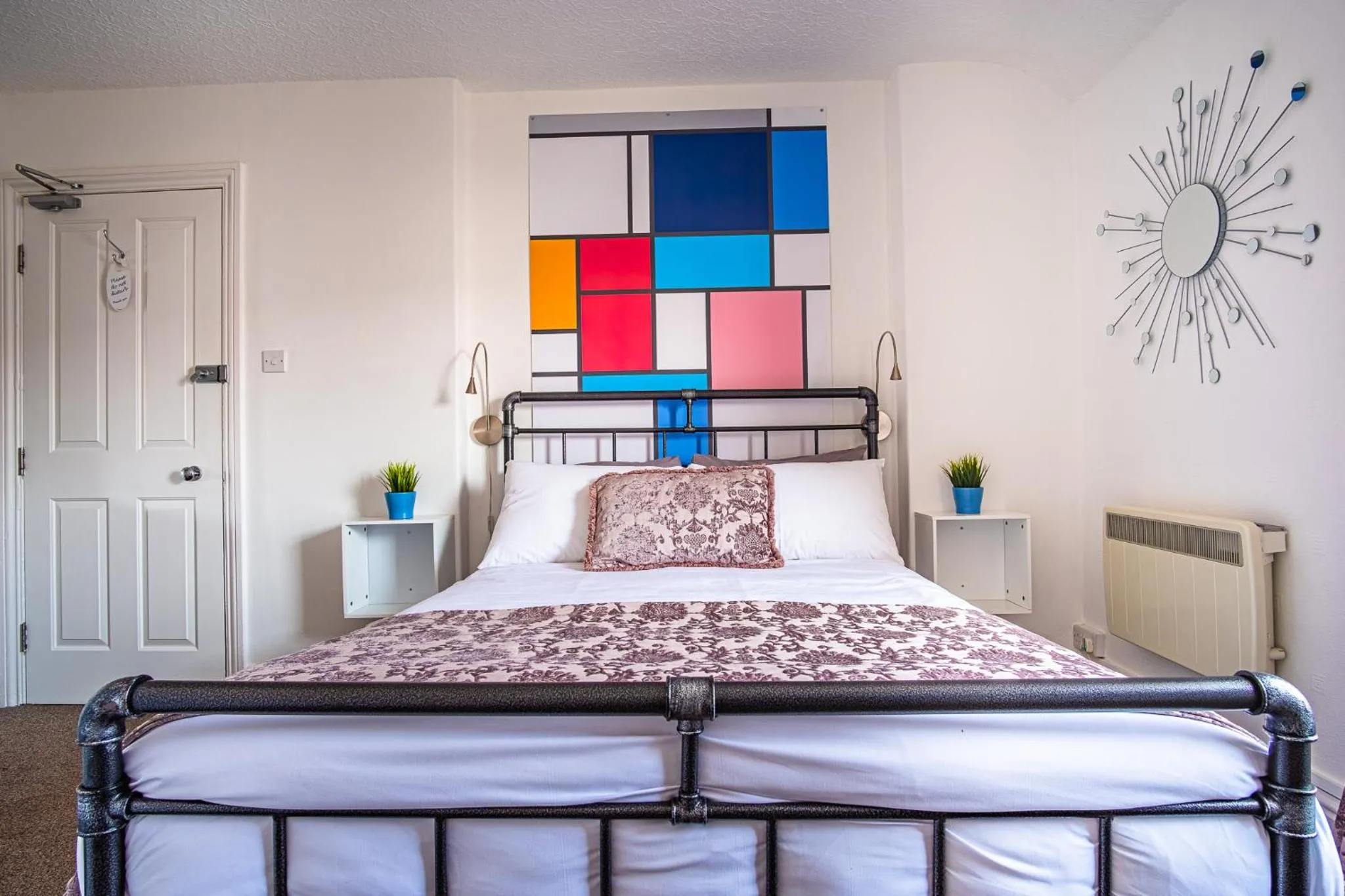 Bedroom, Bed in Arvon House