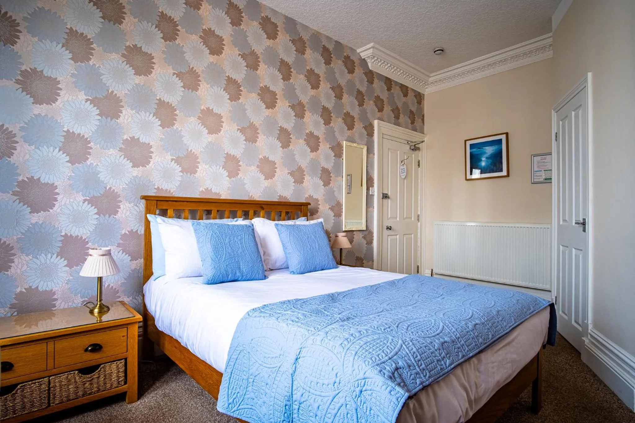 Bedroom, Bed in Arvon House