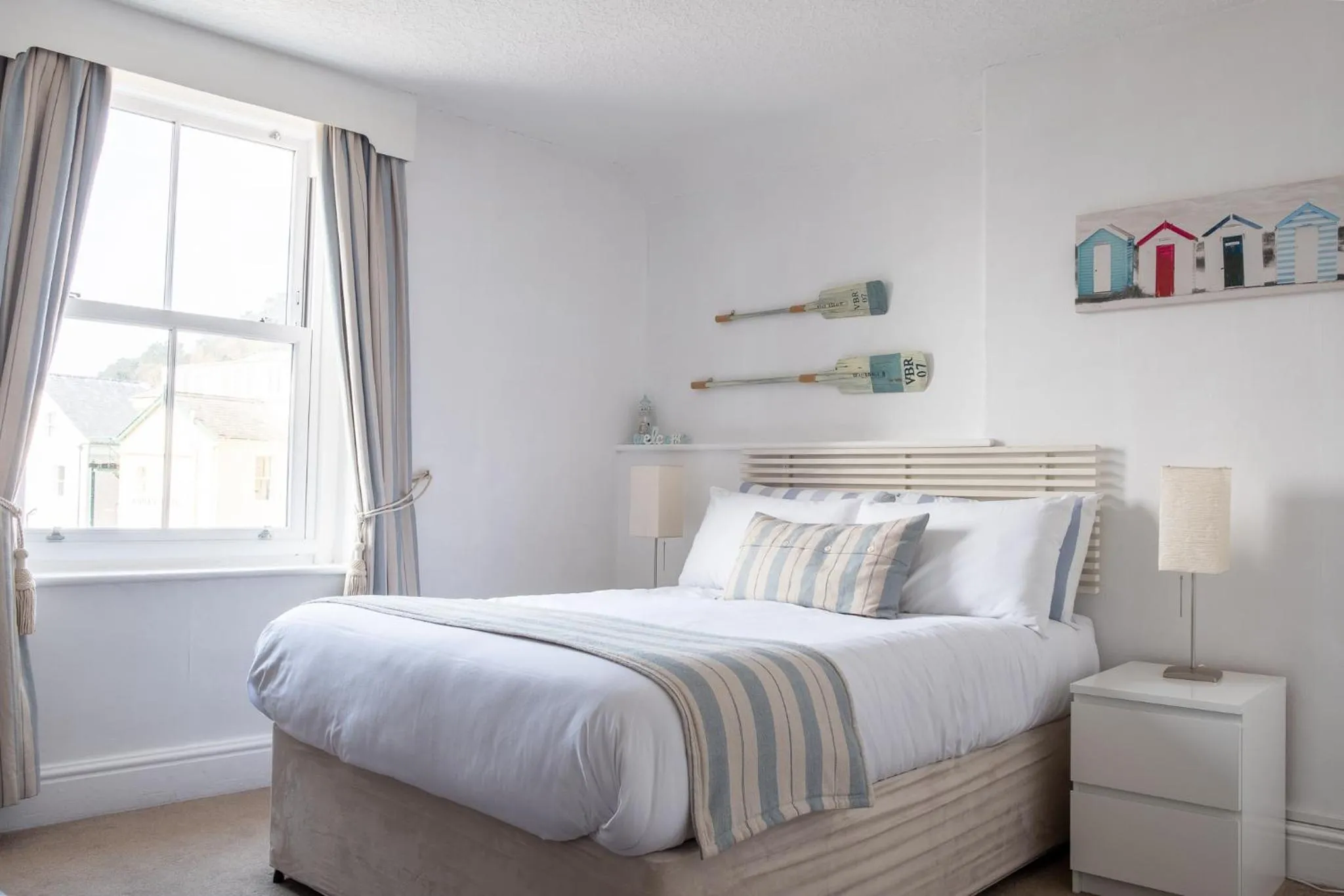 Bedroom, Bed in Arvon House