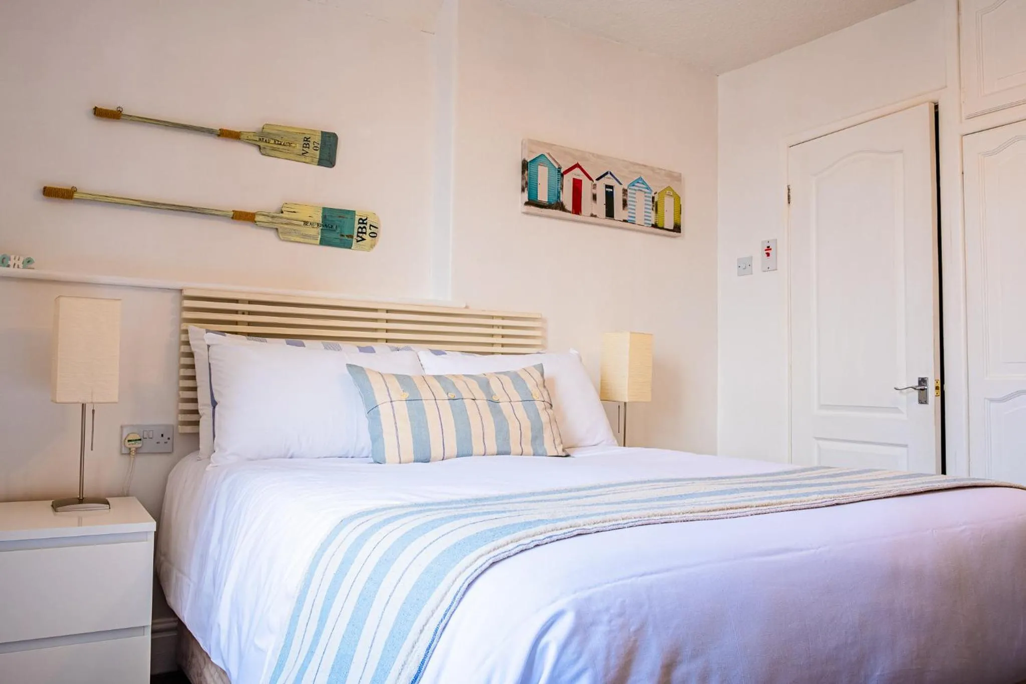 Bedroom, Bed in Arvon House